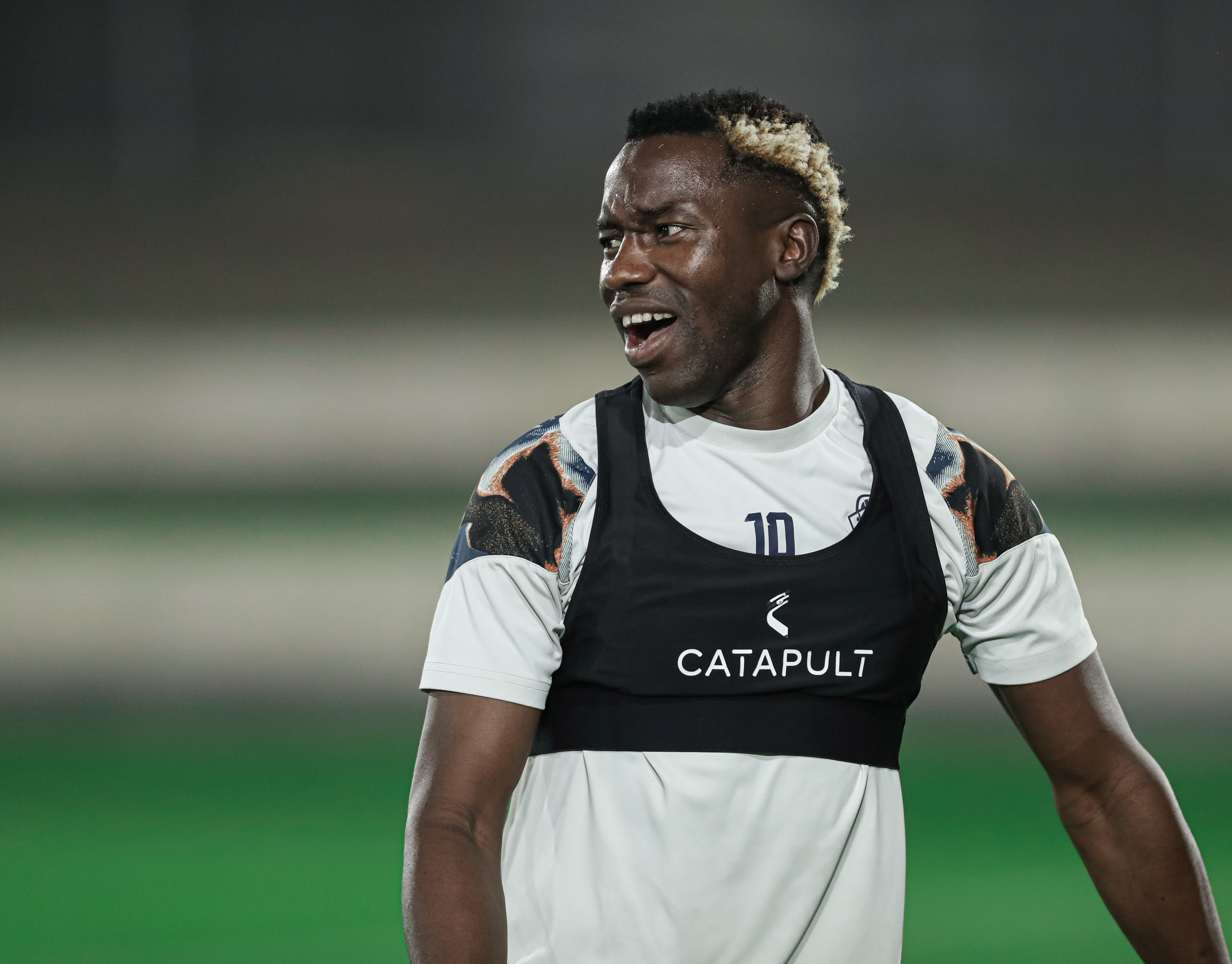 الفيحاء يصل إلى جدة، وينهي تحضيراته الميدانية استعداداً لمواجهة الإتحاد
