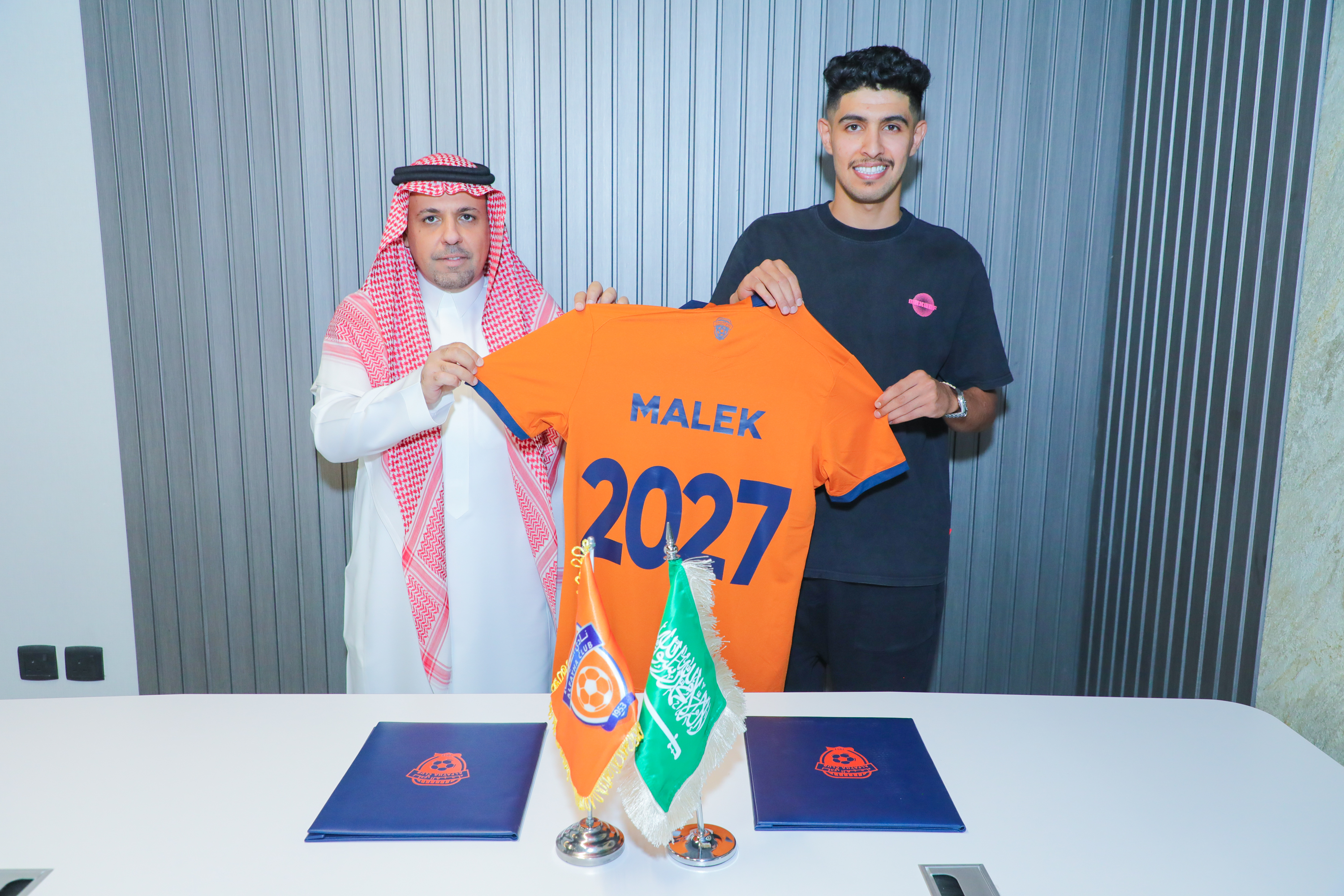 الفيحاء يجدد عقد المهاجم مالك العبدالمنعم حتى 2027م