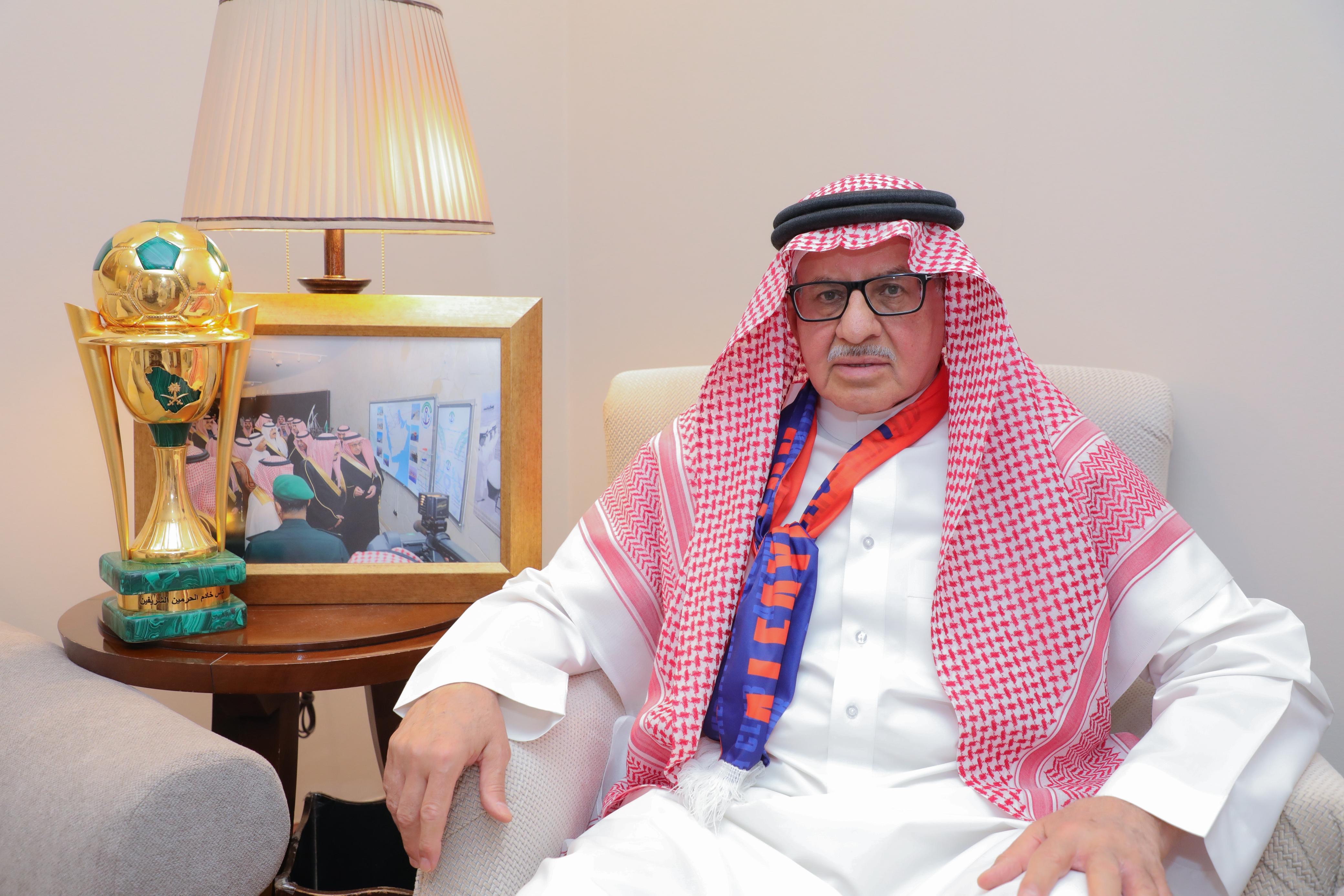 مجلس إدارة النادي يقدم شكره لعضو الشرف معالي المهندس عبدالعزيز بن محمد التويجري على دعمه لمسيرة النادي