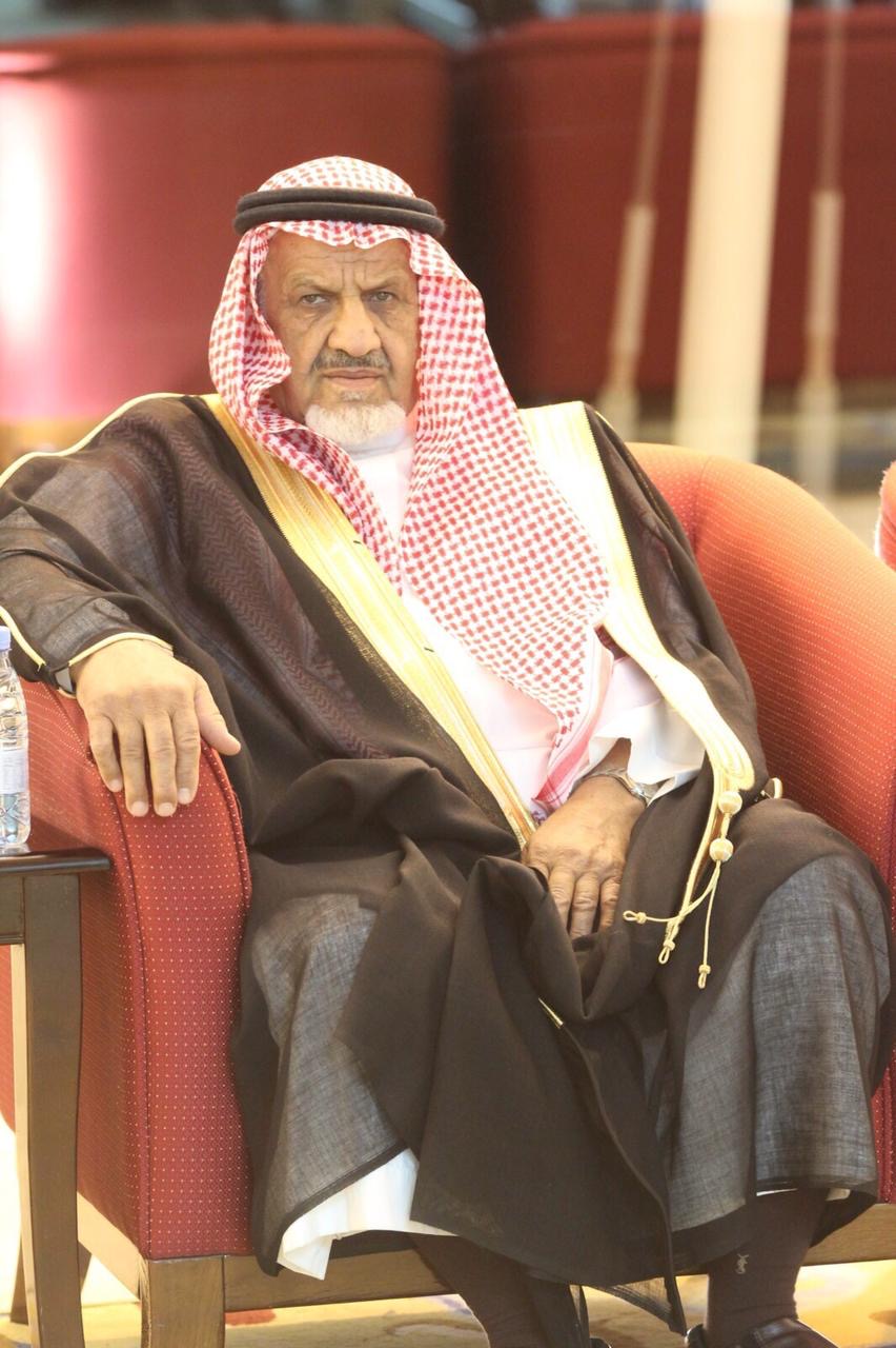 مجلس إدارة النادي يقدم شكره لعضو الشرف الأستاذ عبدالرحمن بن محمد التويجري على دعمه لمسيرة النادي