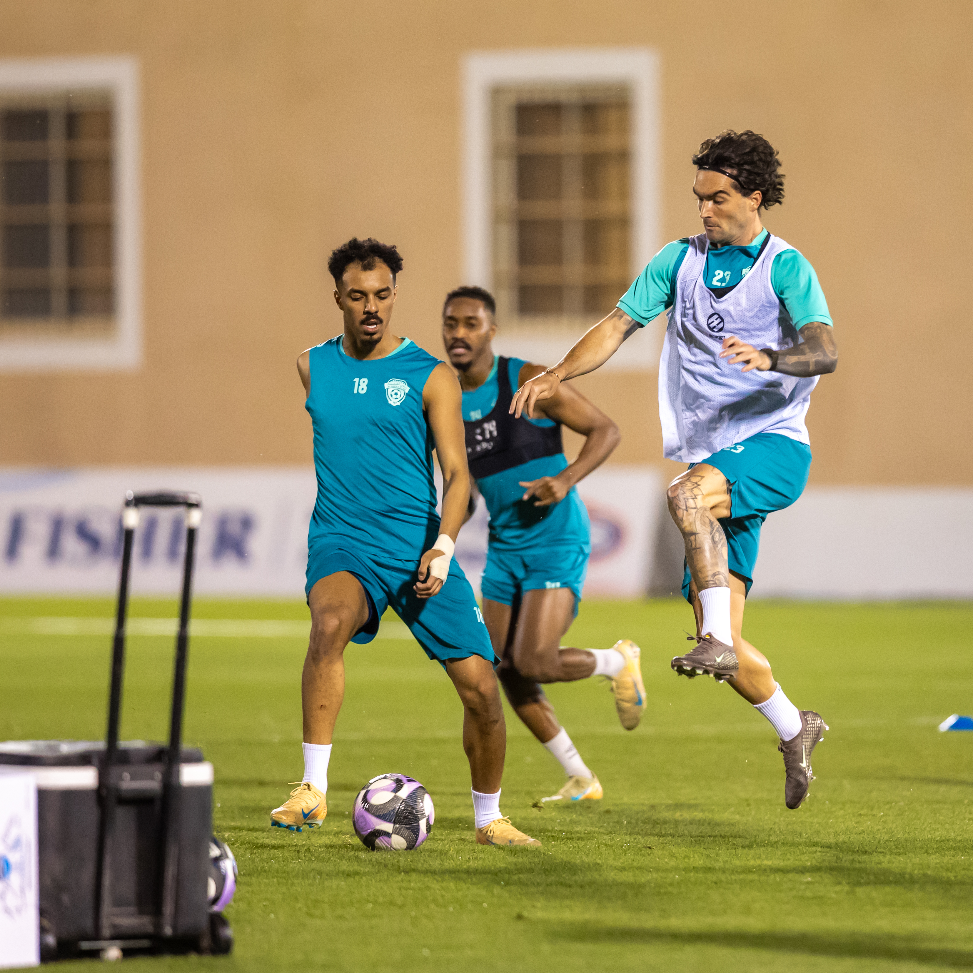 الفيحاء يواصل تدريباته اليومية بمقر النادي