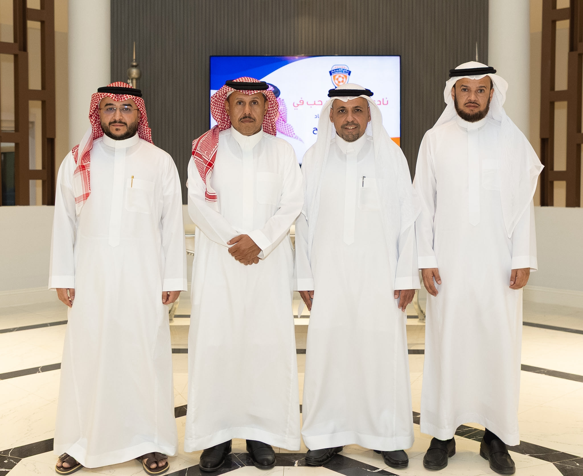 رئيس نادي الاعتماد الأستاذ محمد بن سليمان الجنيّح يزور الفيحاء