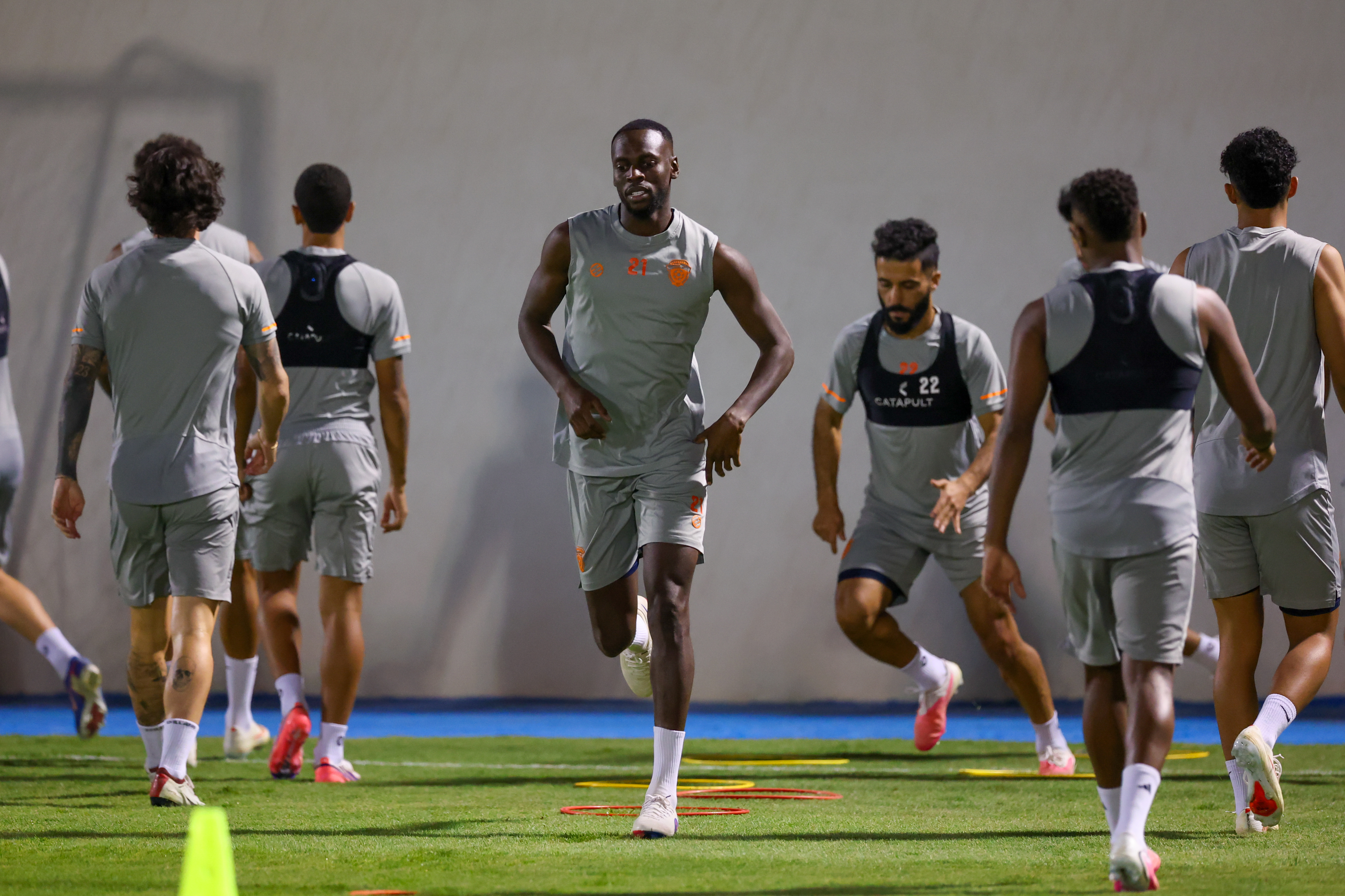 الفيحاء يجري مرانه الرئيس استعداداً لمواجهة الرياض
