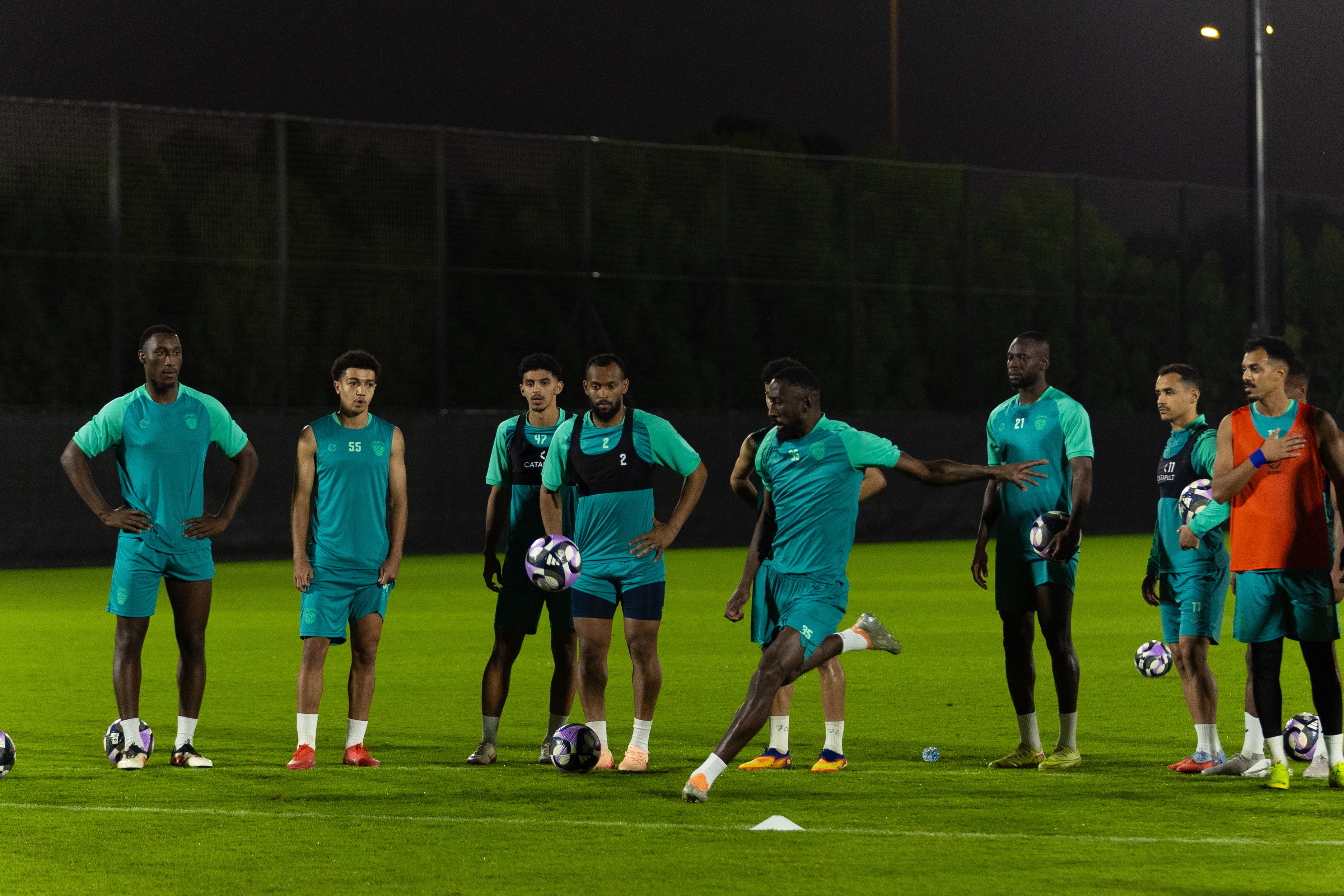 بحصتين صباحية ومسائية، الفيحاء يختتم استعداداته للبطائح الإماراتي