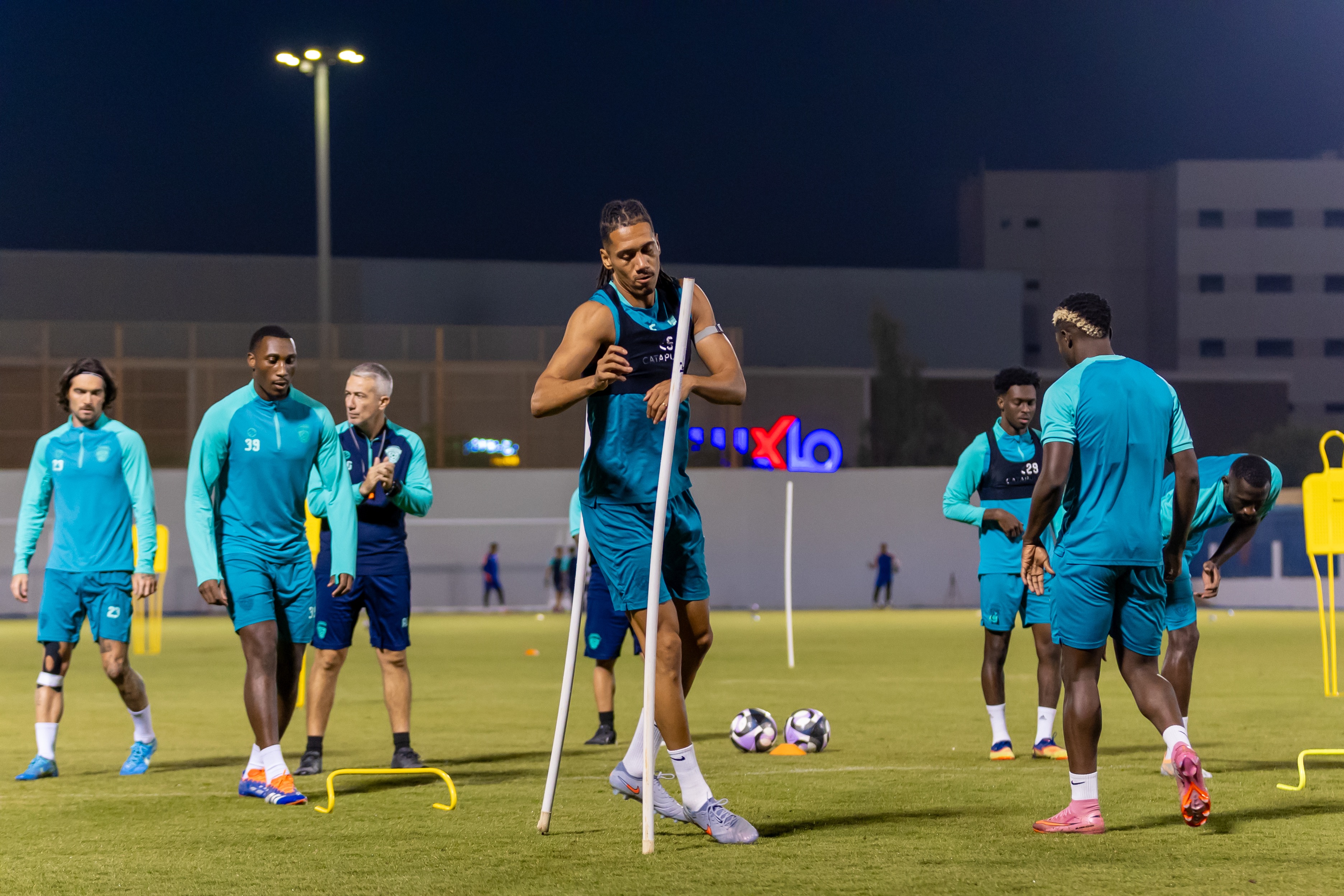 الفيحاء يجري مرانه الرئيس استعدادًا لمواجهة الأخدود ضمن الجولة الثامنة من دوري روشن السعودي