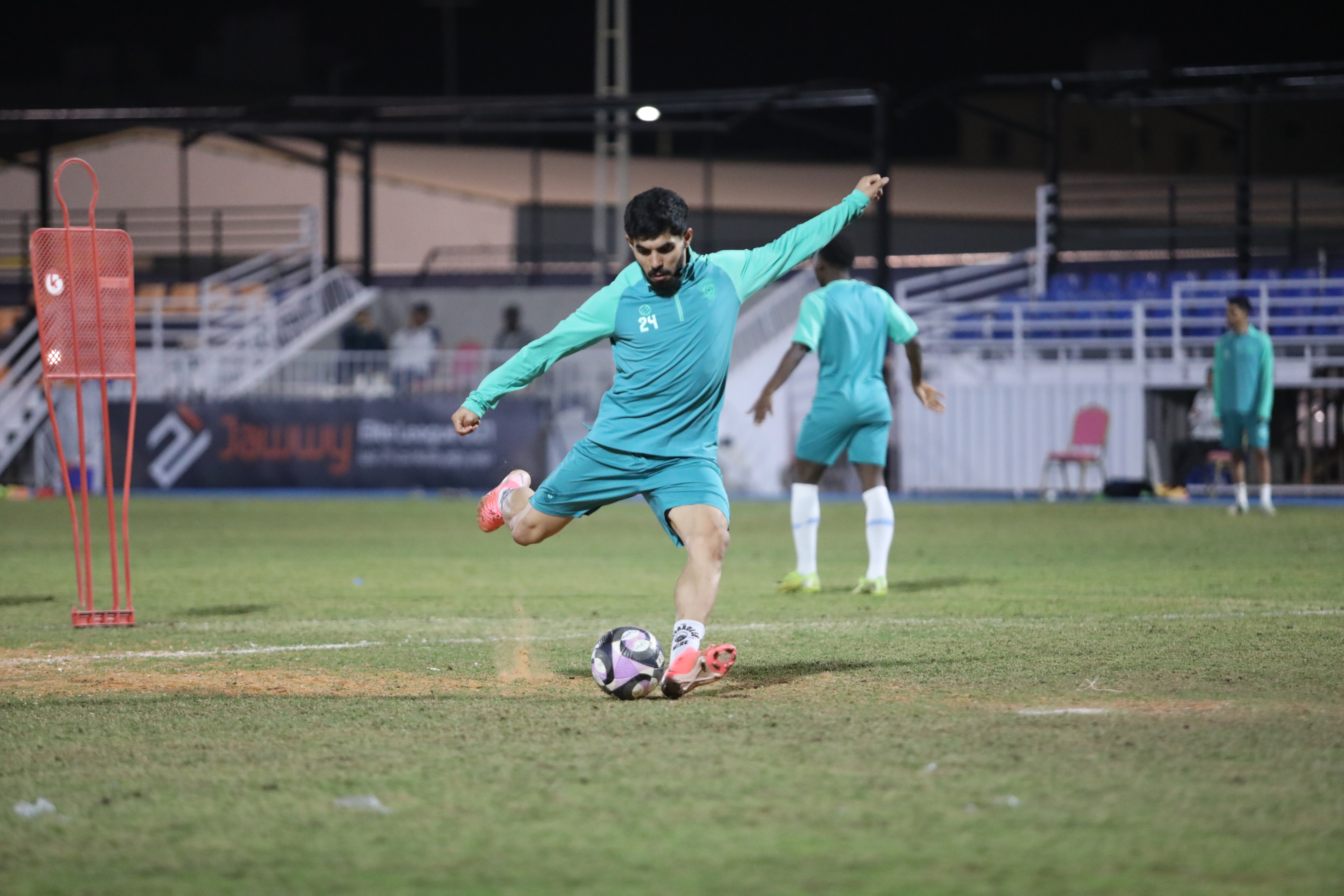 الفيحاء‬⁩ ينهي استعداداته لمواجهة الخلود ضمن الجولة التاسعة من ⁧‫دوري جوّي للنخبة‬⁩ تحت 21 عام .