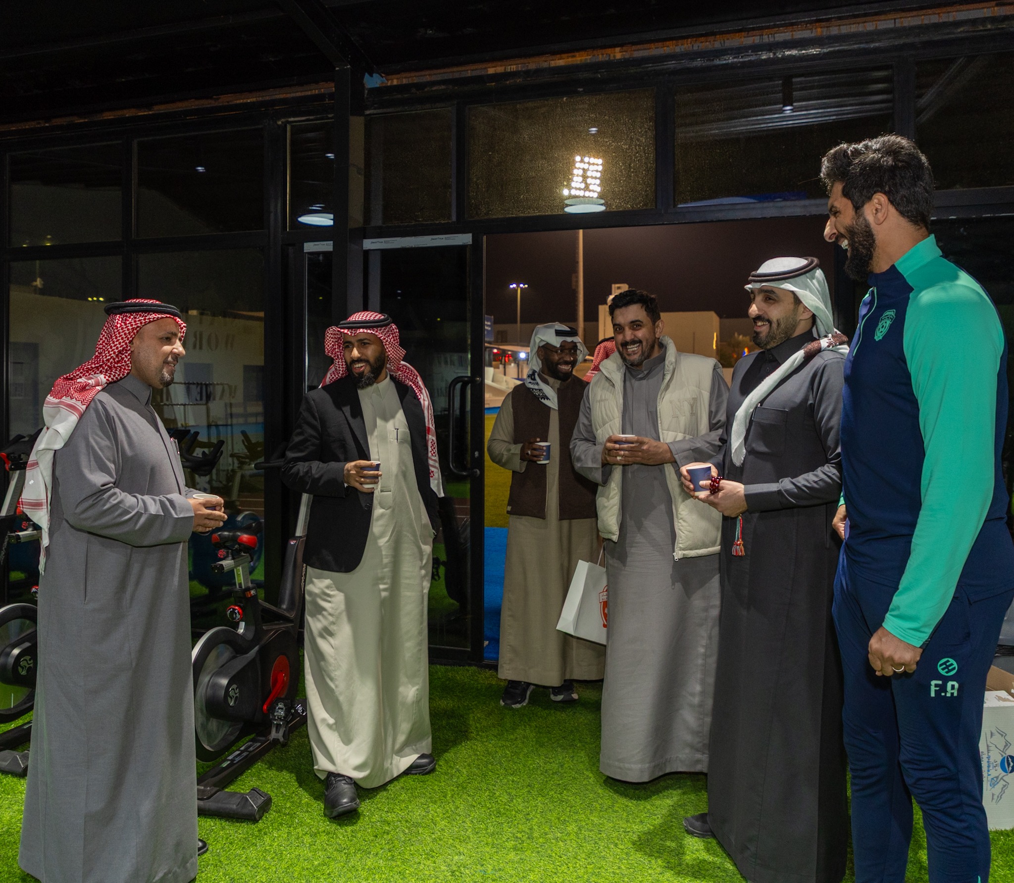 الرئيس التنفيذي لشركة نادي الأنصار الأستاذ باسم البلادي يزور الفيحاء