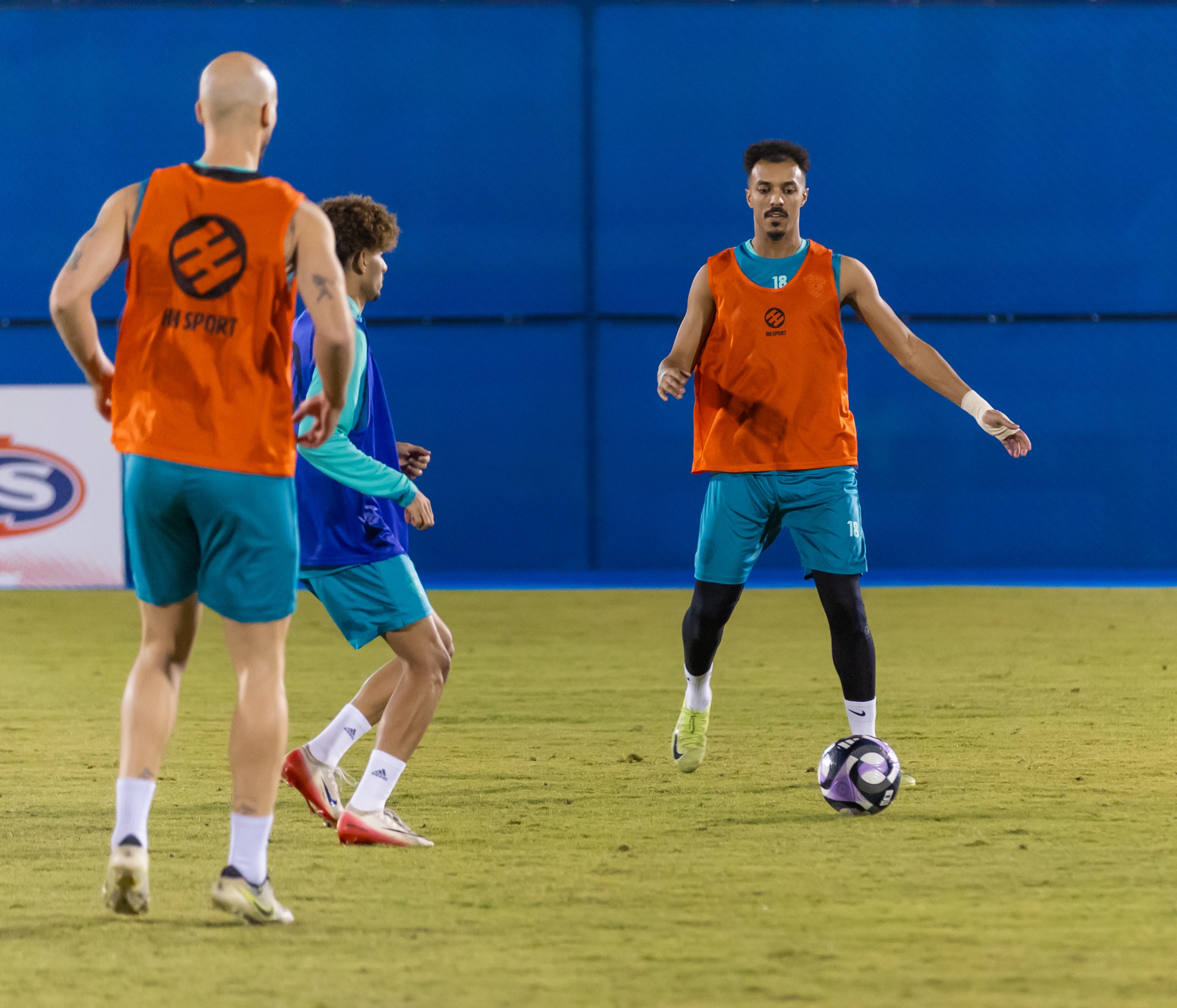 الفيحاء يستأنف تدريباته استعدادًا لعودة منافسات دوري روشن