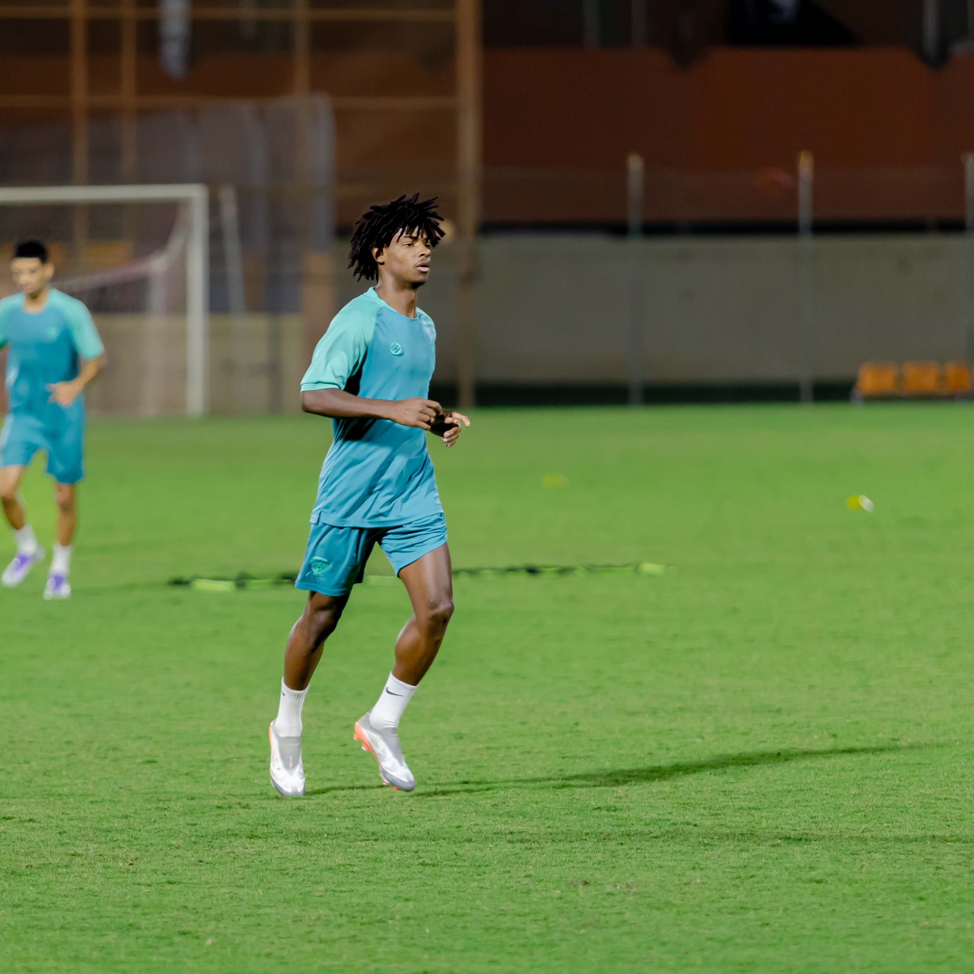 الفيحاء تحت 21 عامًا يُجري تمرينه الرئيس استعدادًا لملاقاة القادسية .