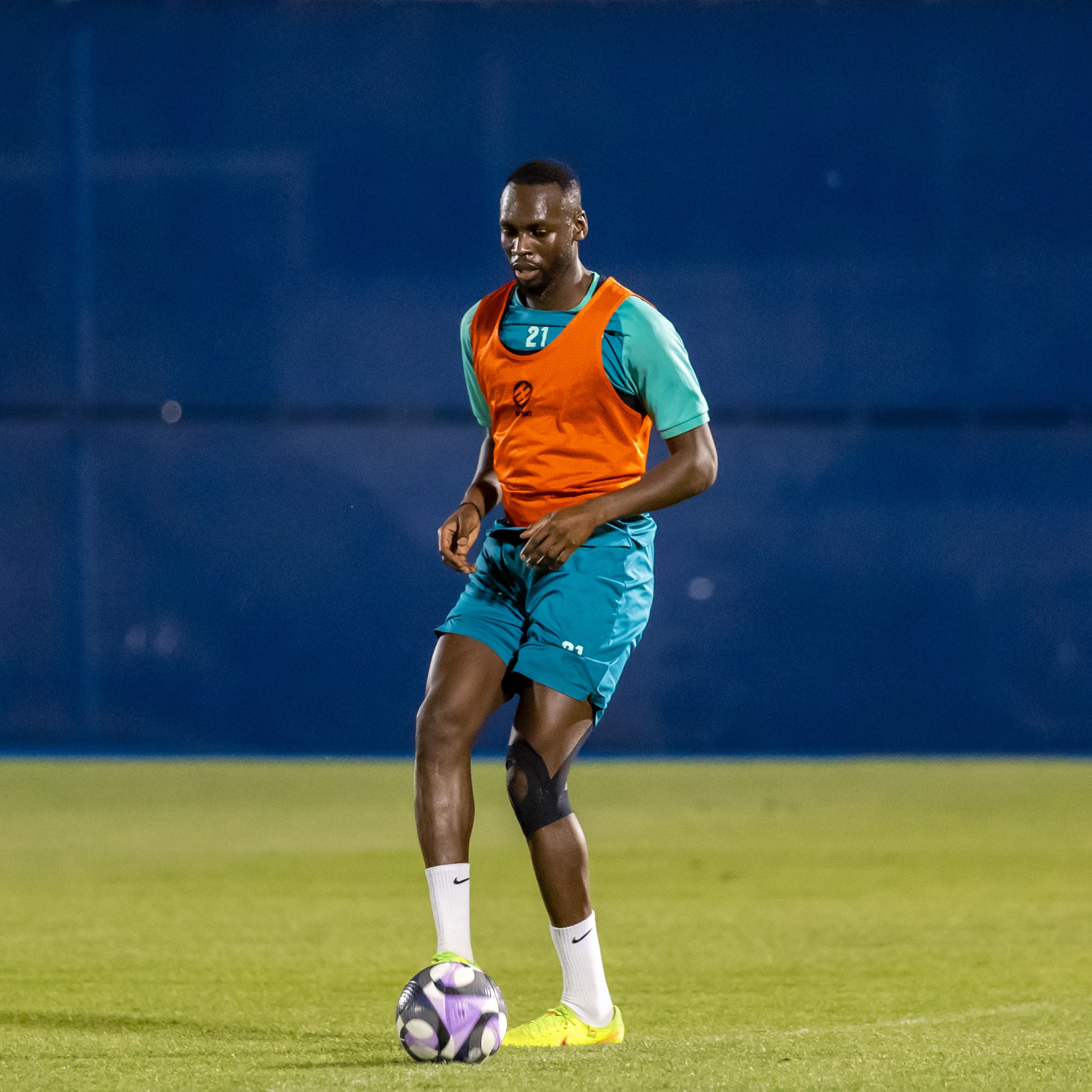 الفيحاء يواصل تحضيراته استعداداً لعودة دوري روشن السعودي للمحترفين