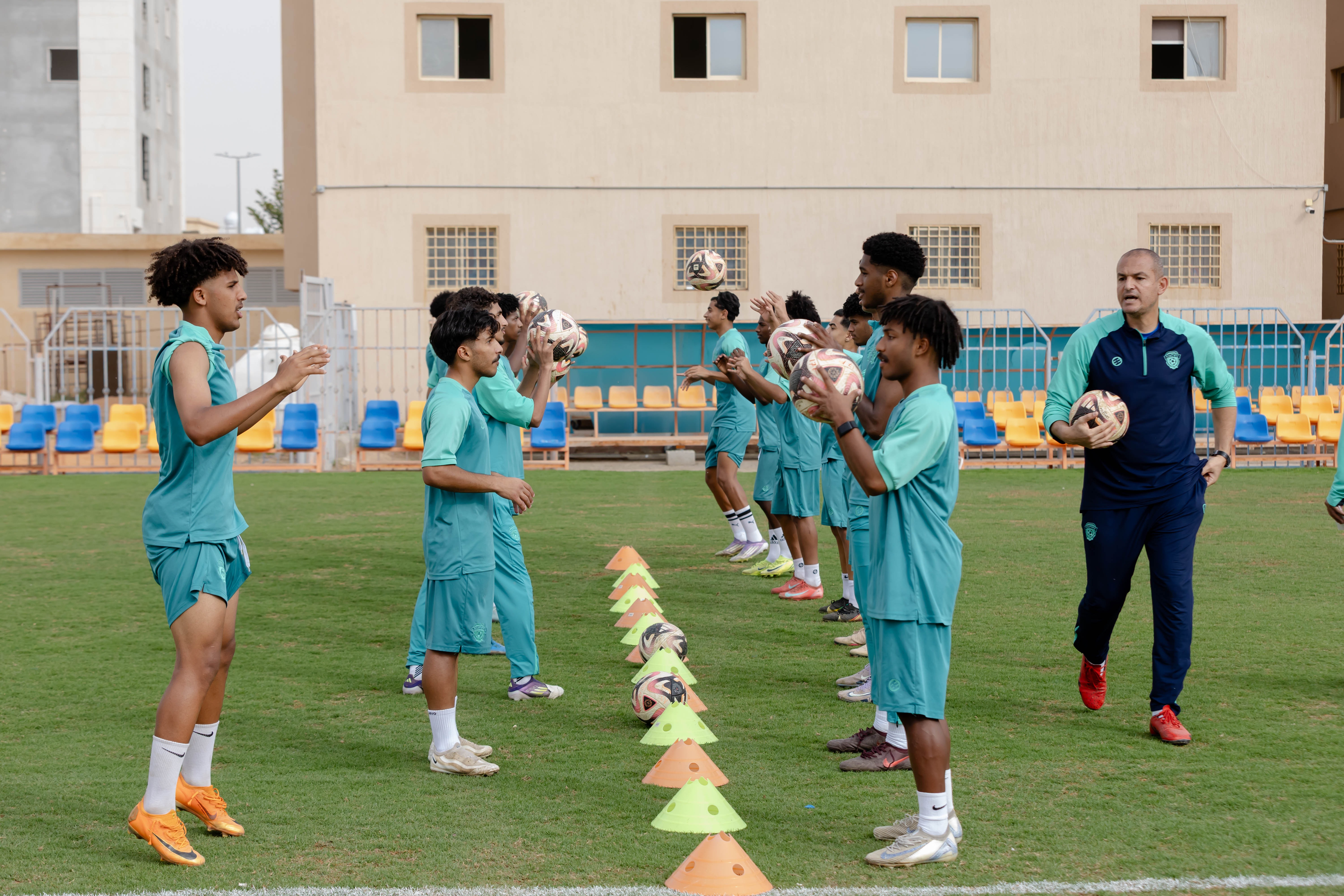 الفيحاء يجري تمرينه الرئيس لمواجهة نظيرة الوحدة