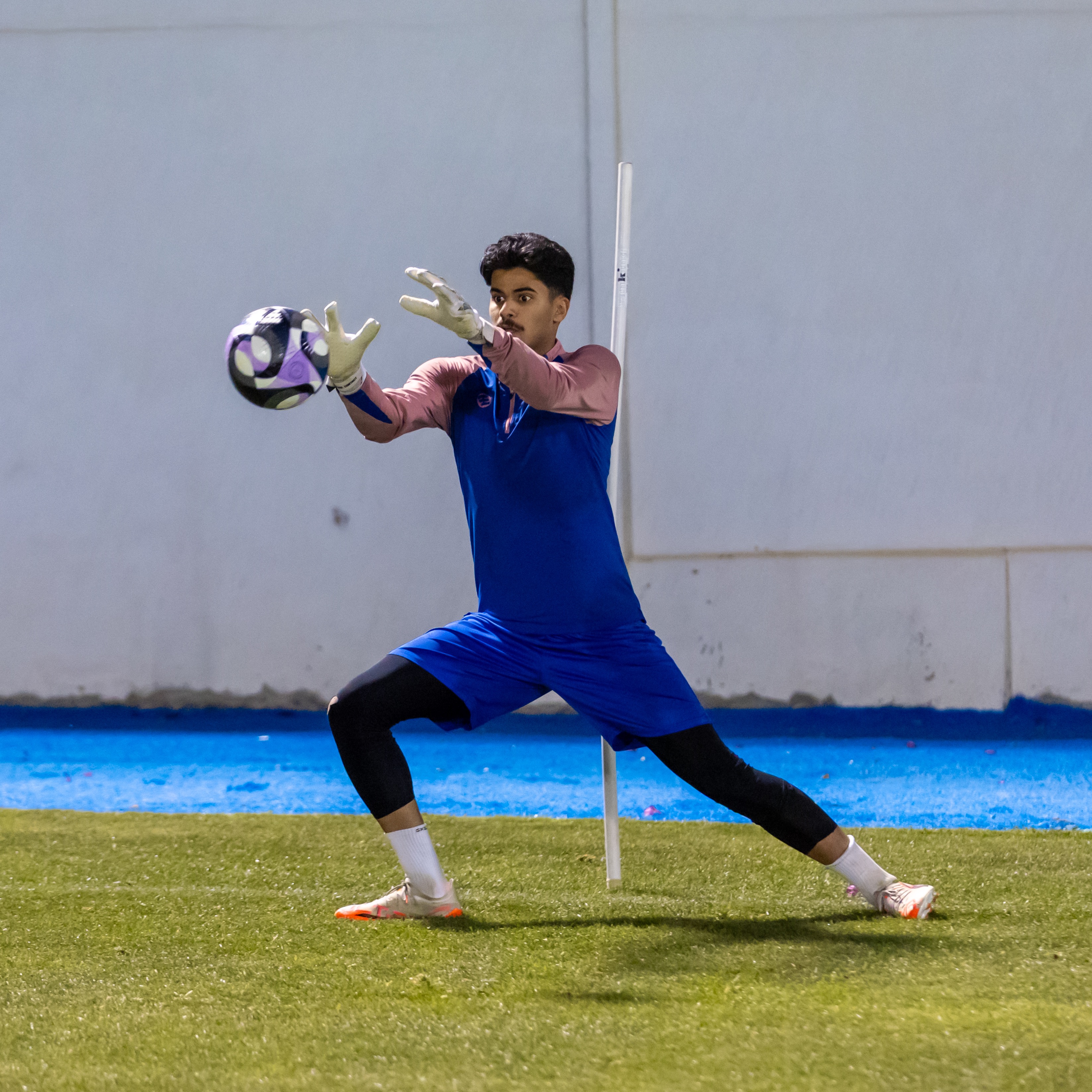 الفيحاء يواصل تدريباته في مقر النادي