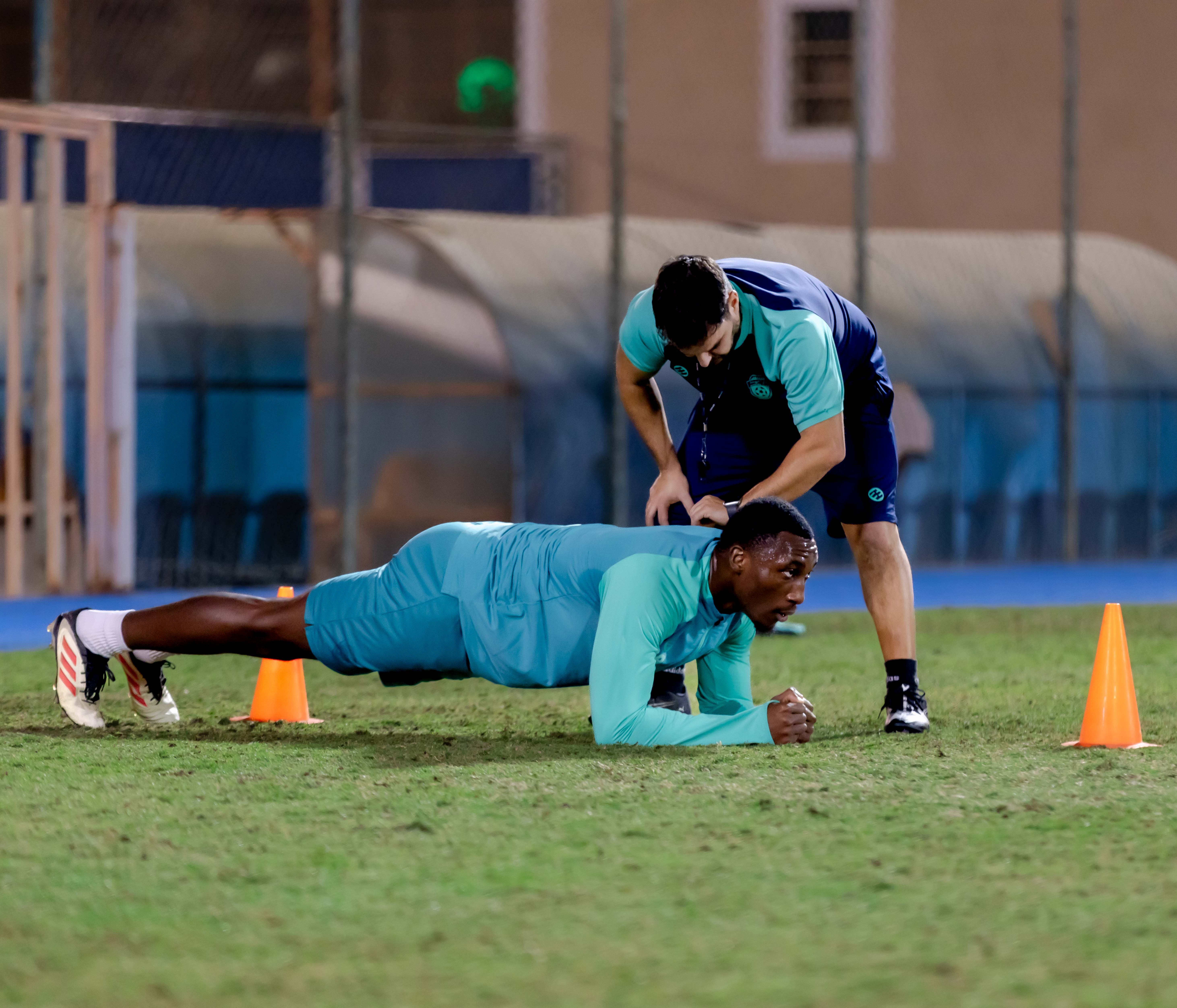 الفيحاء تحت 21 عامًا يُجري تمرينه الرئيس استعدادًا لملاقاة الجبلين .