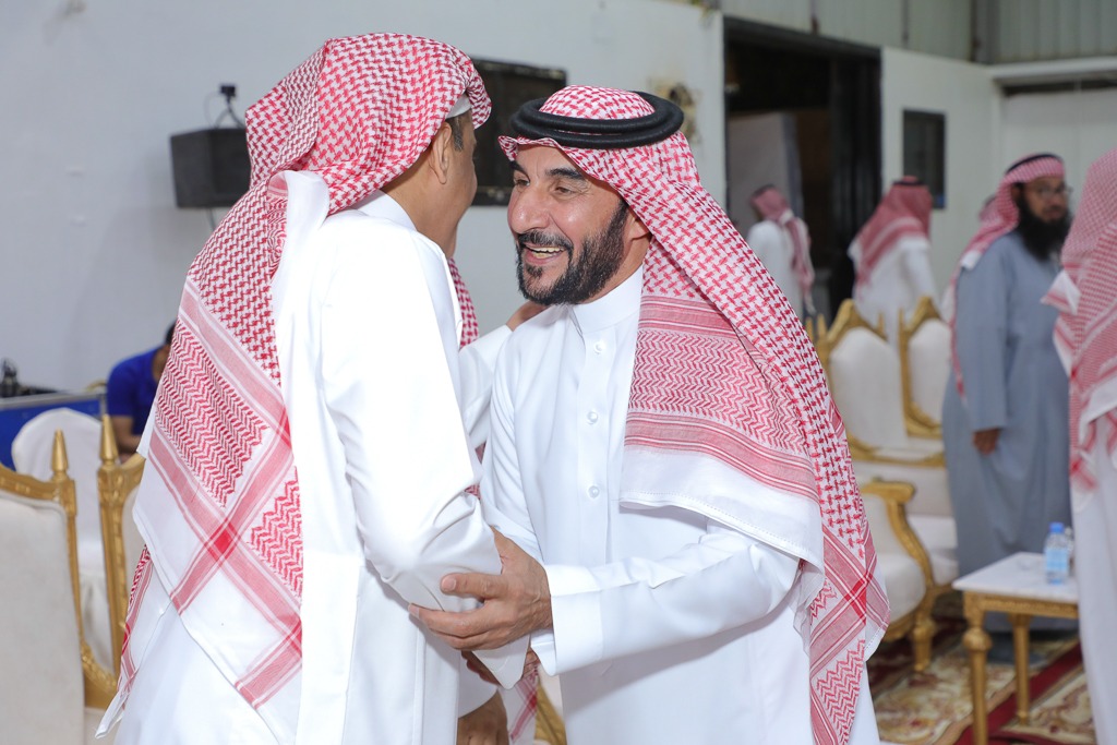 وسط حضور كبير من أهالي المجمعة ومحبي النادي الفيحاء يقيم حفل المعايدة السنوي