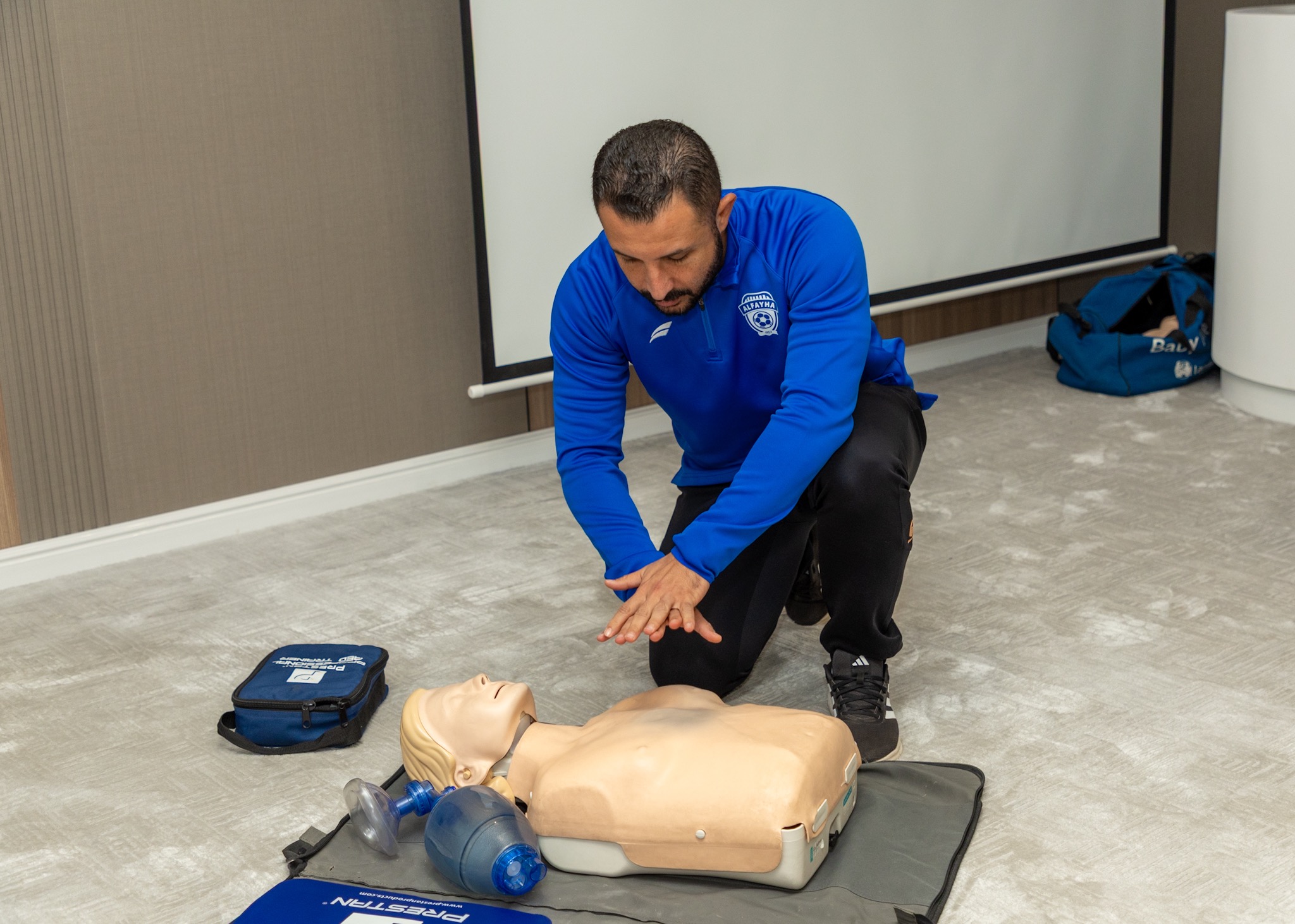 نادي الفيحاء يُنظم سلسلة من المحاضرات التثقيفية والبرامج التطويرية لمنسوبيه