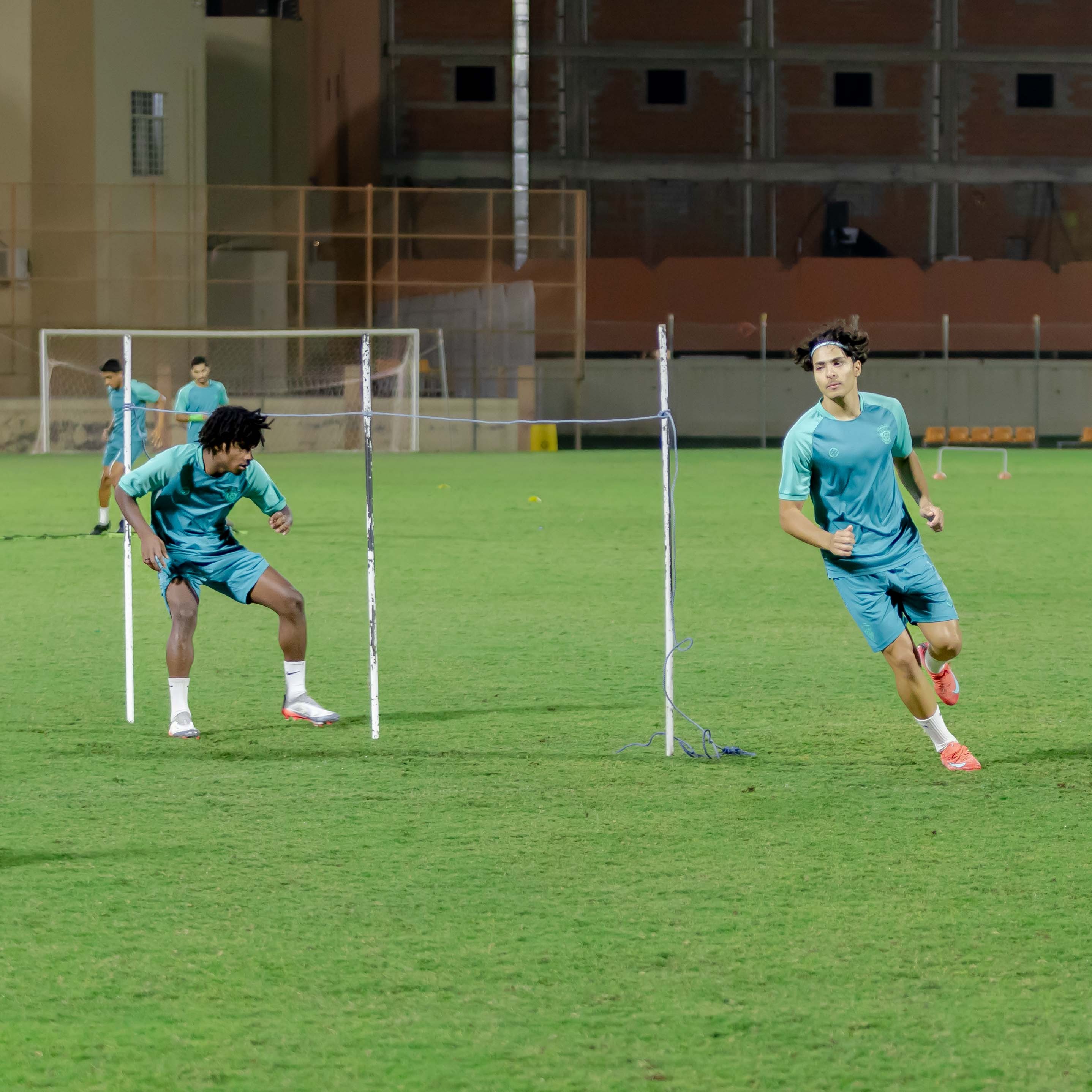 الفيحاء تحت 21 عامًا يُجري تمرينه الرئيس استعدادًا لملاقاة القادسية .