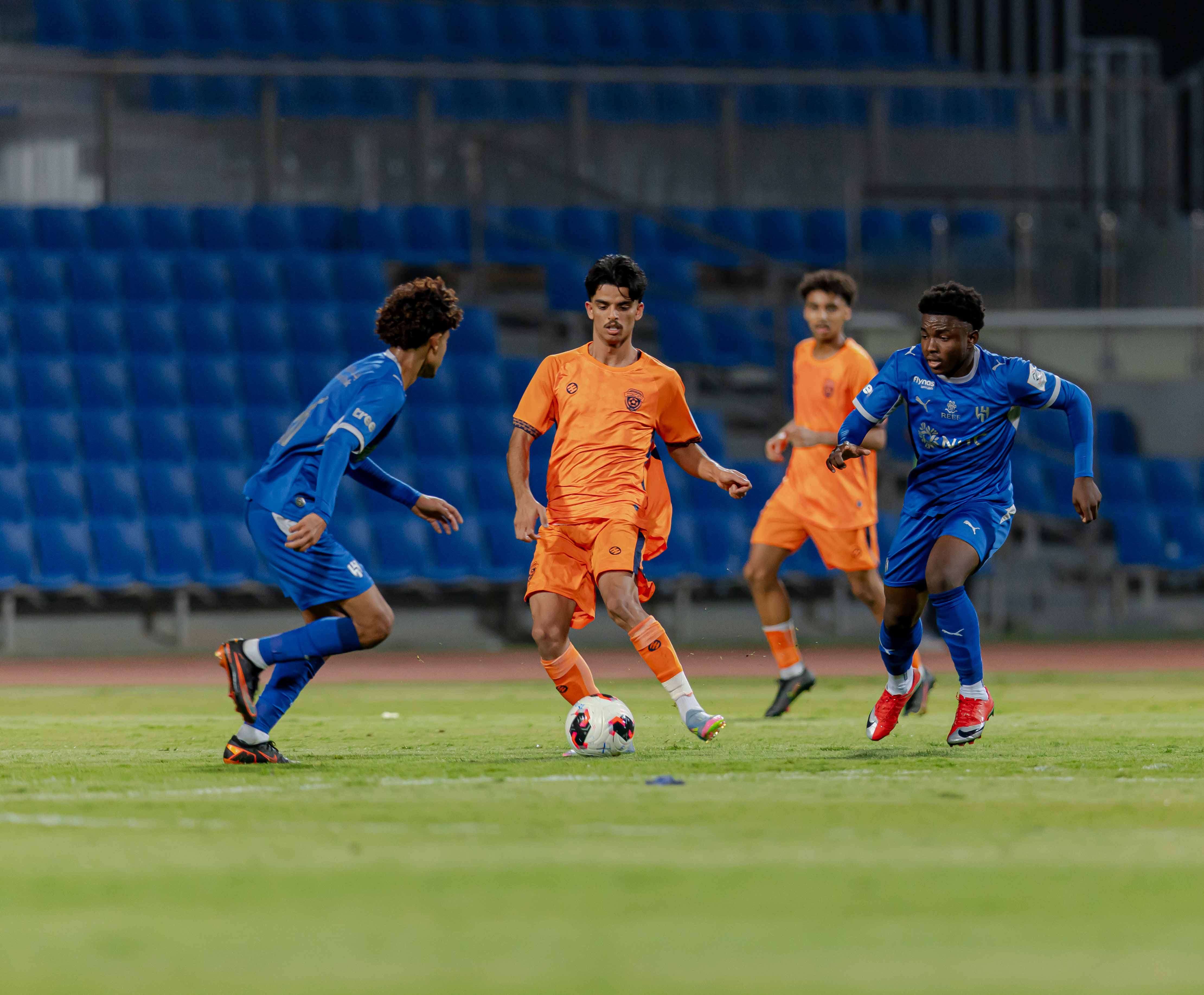 الفيحاء تحت 21 عامًا يخسر مواجهة الهلال ضمن الجولة السابعة من دوري جوي للنخبة U21.