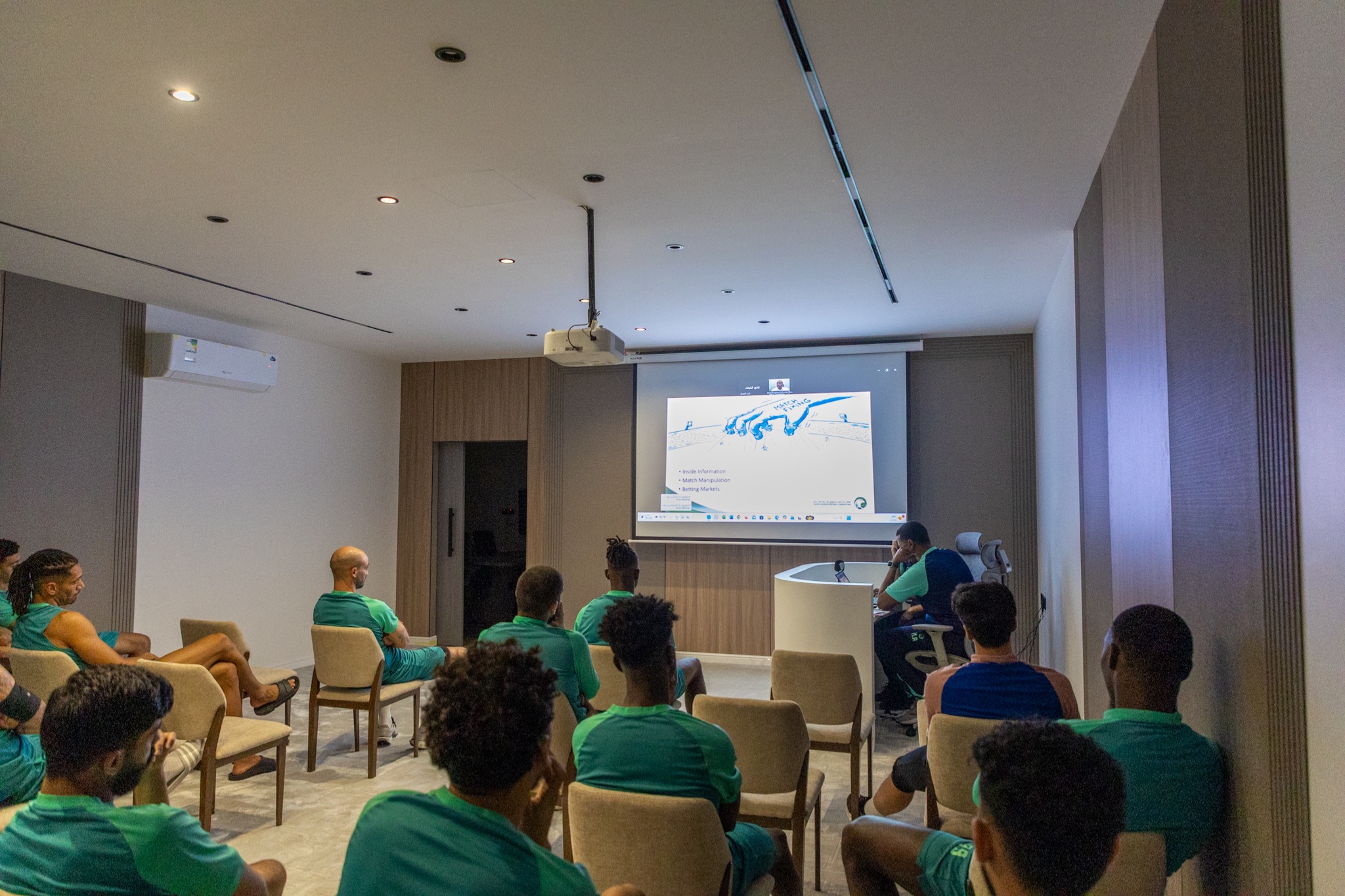 نادي الفيحاء يُنظم سلسلة من المحاضرات التثقيفية والبرامج التطويرية لمنسوبيه