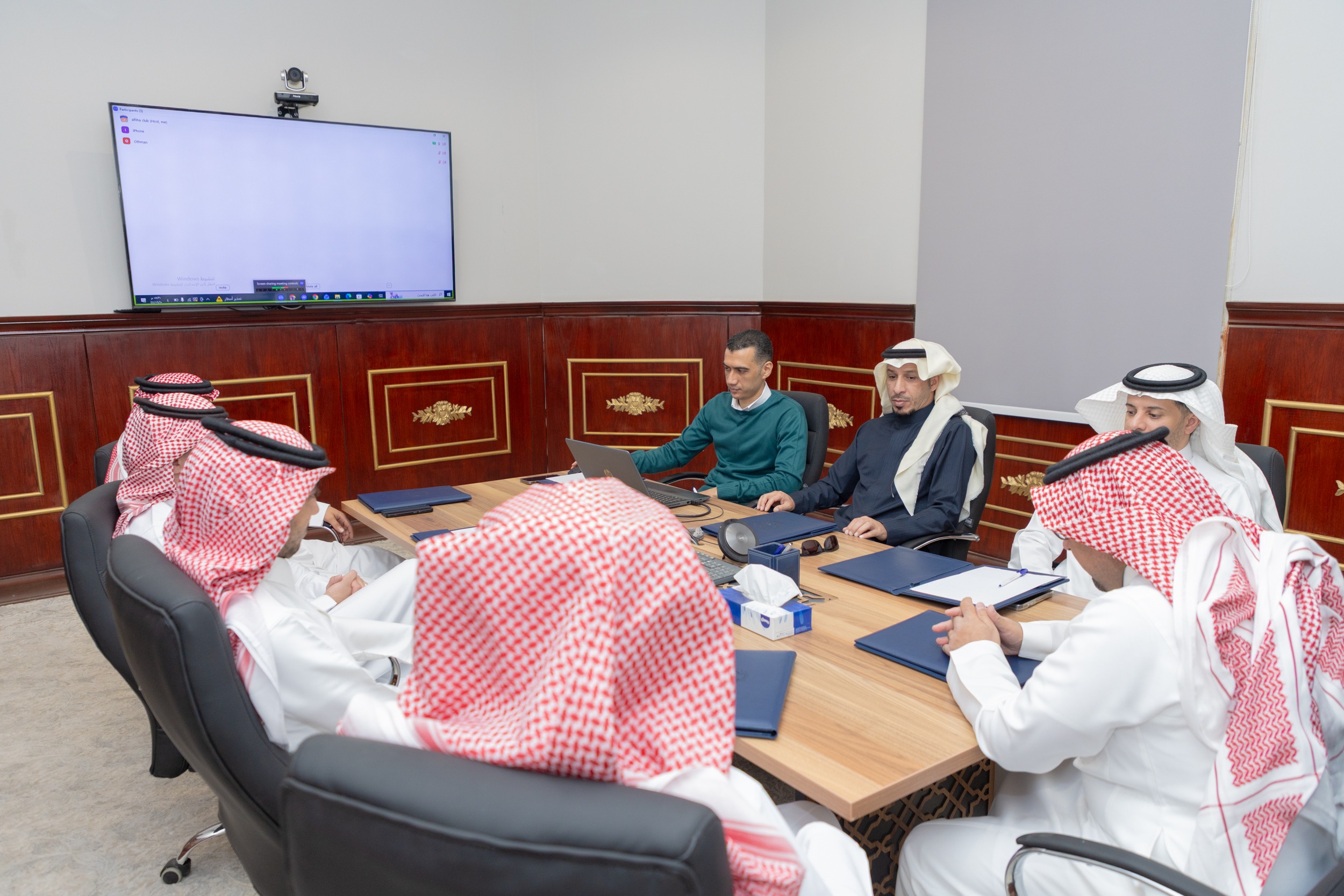 مجلس إدارة النادي يعقد اجتماعه الدوري