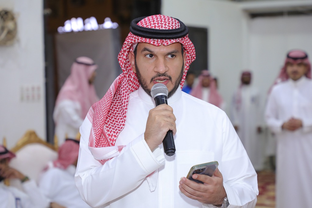 وسط حضور كبير من أهالي المجمعة ومحبي النادي الفيحاء يقيم حفل المعايدة السنوي