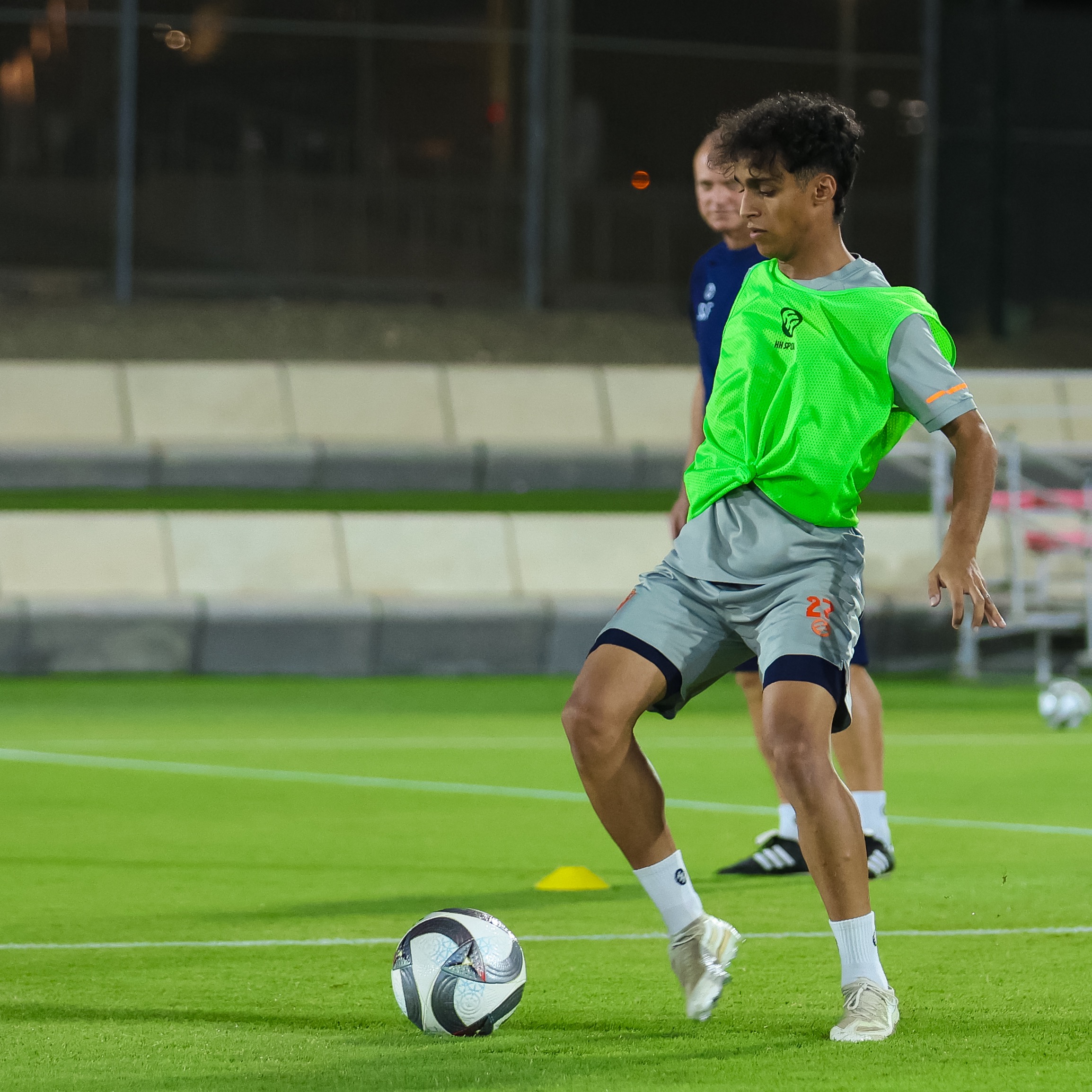 الفيحاء يصل إلى جدة، وينهي تحضيراته لمواجهة الإتحاد