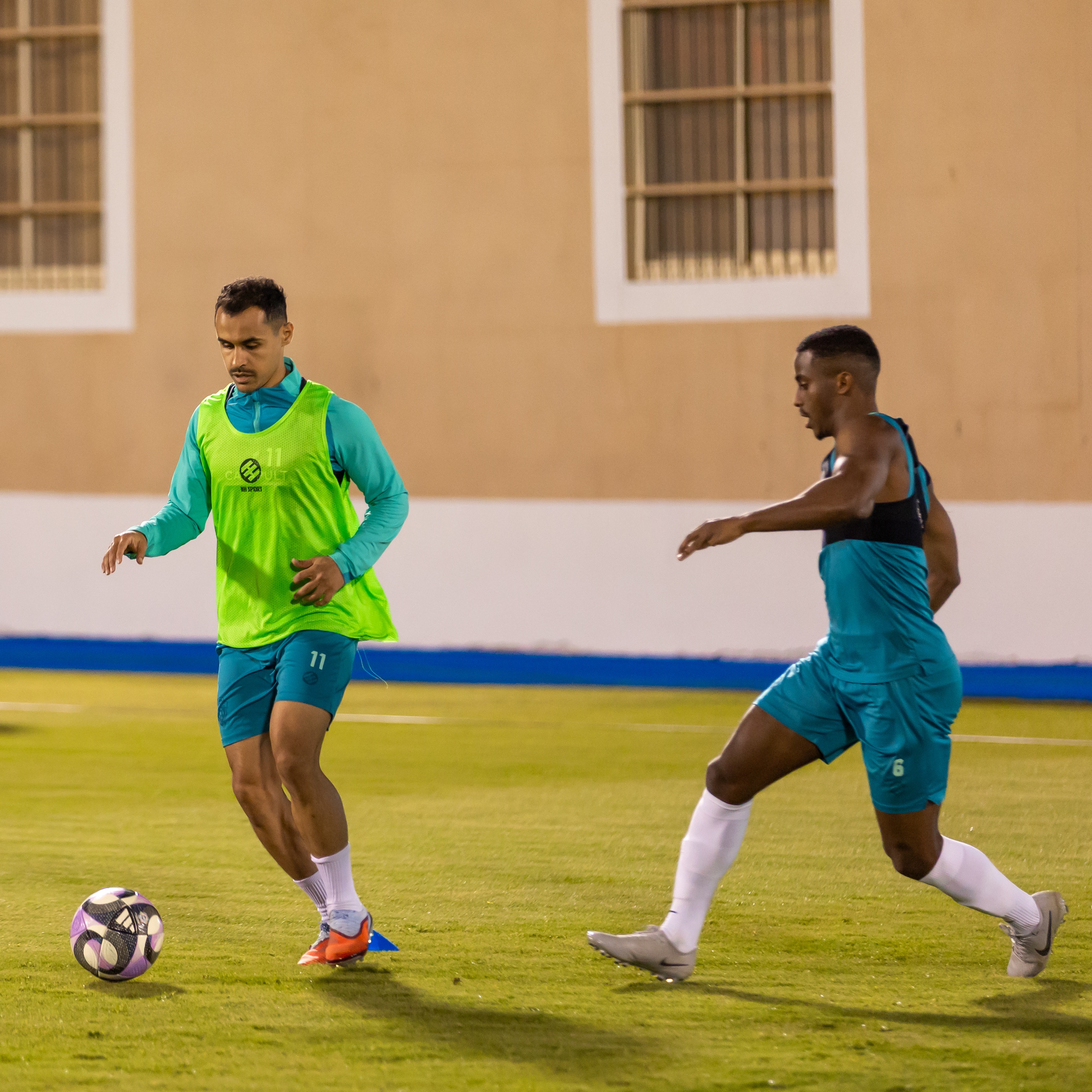 الفيحاء يواصل استعداداته لمواجهة الأخدود ضمن الجولة الثامنة من دوري روشن السعودي