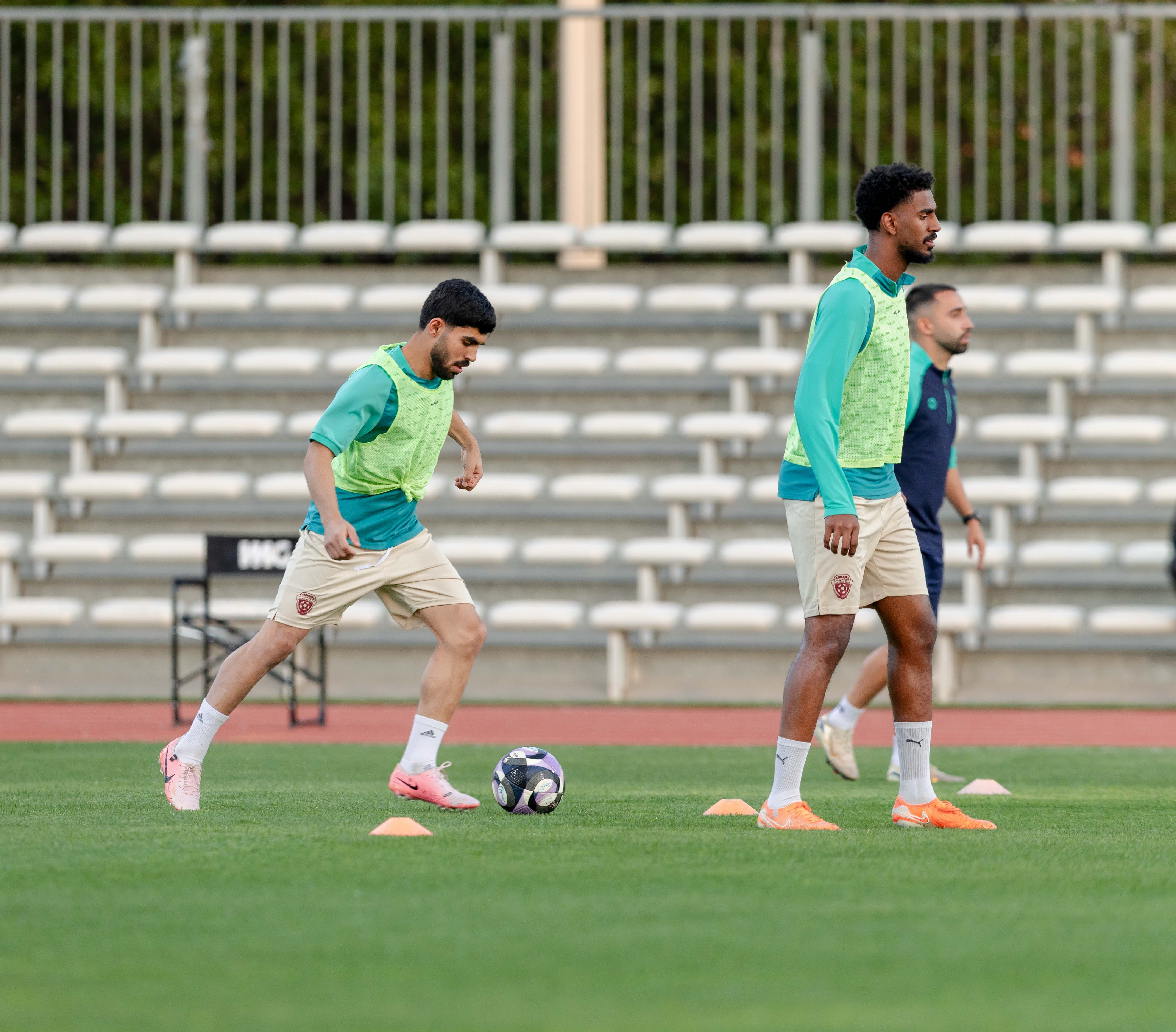 الفيحاء تحت 21 عامًا يخسر لقاء نظيره الهلال ضمن الجولة الثالثة عشر من دوري جوي للنخبة U21 .