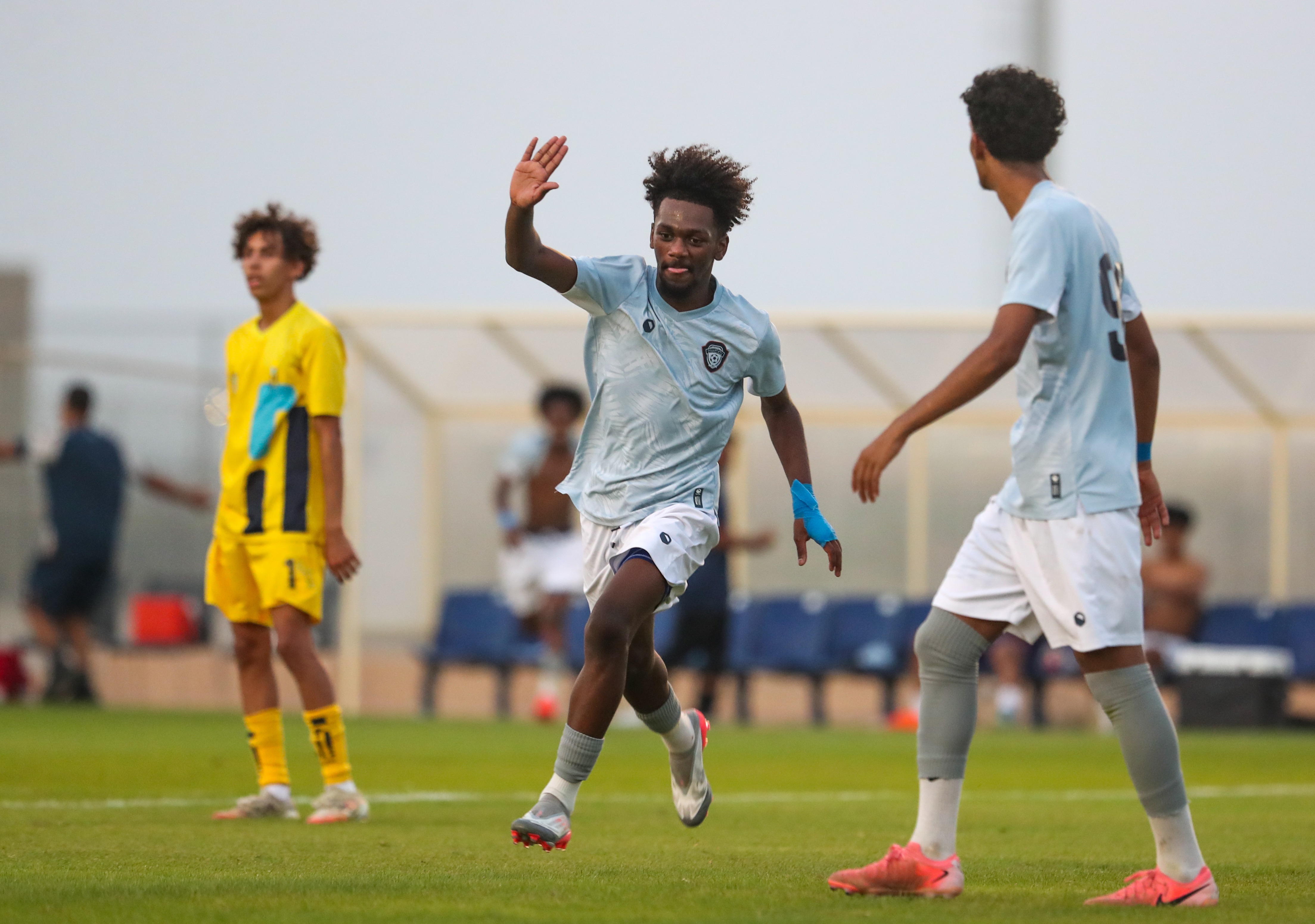 الفيحاء‬⁩ تحت 18 سنة يكسب لقاء نظيرة نادي الجيل بستة أهداف .