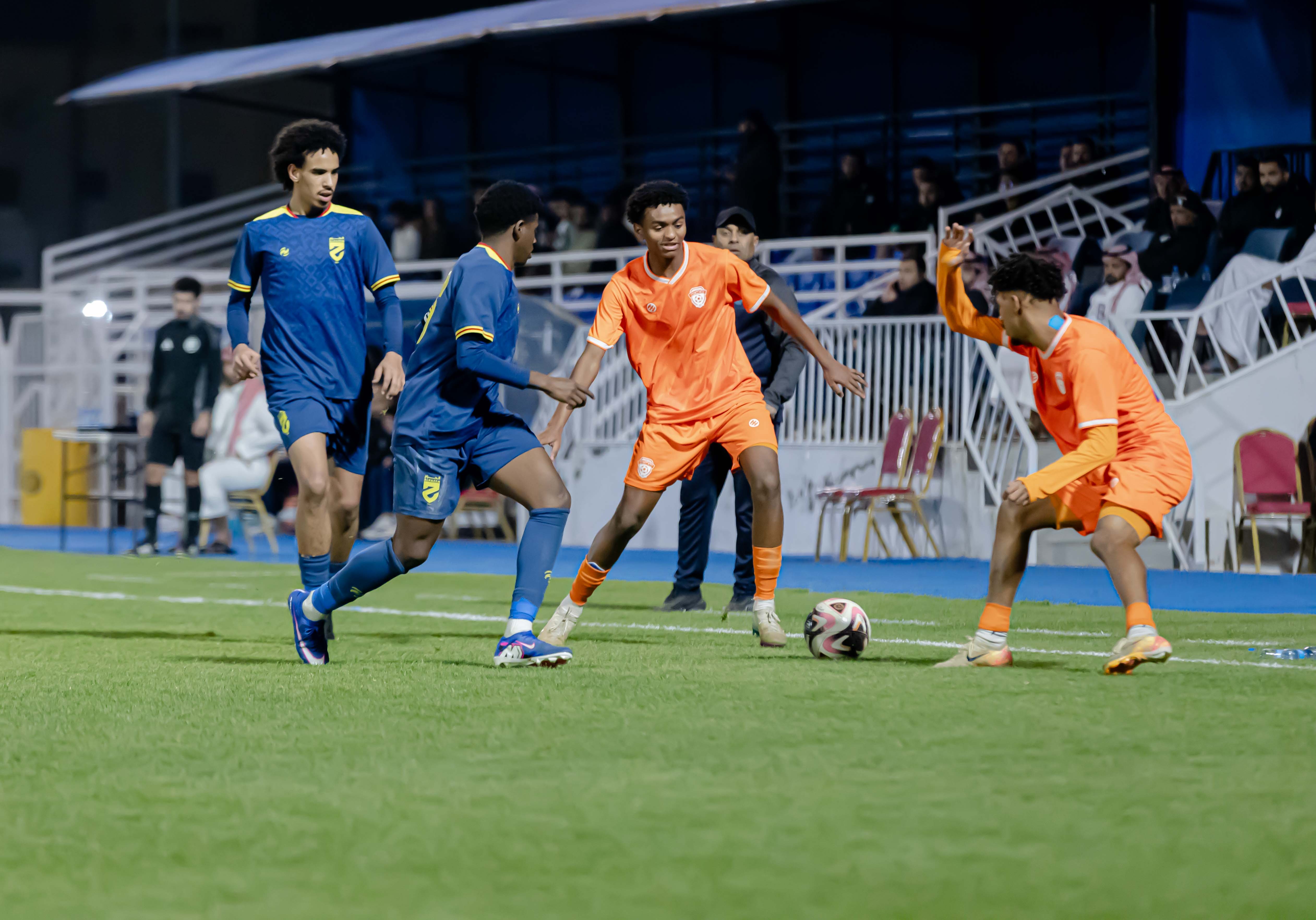 الفيحاء تحت 18 سنة يتعادل ايجابياً مع نظيرة نادي الحزم