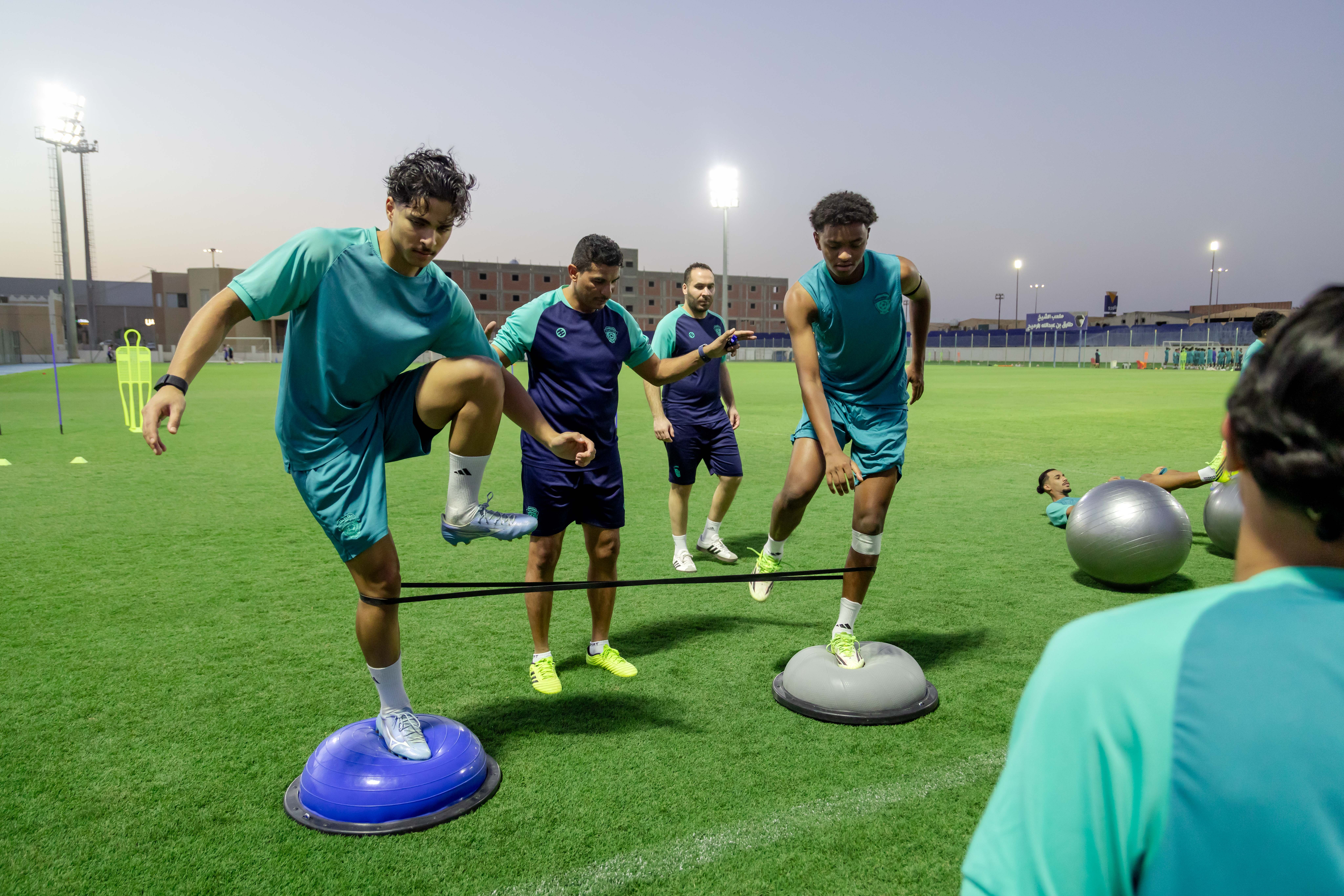 الفيحاء U21 يُجري تمرينه الرئيس استعدادًا لملاقاة النجمة .