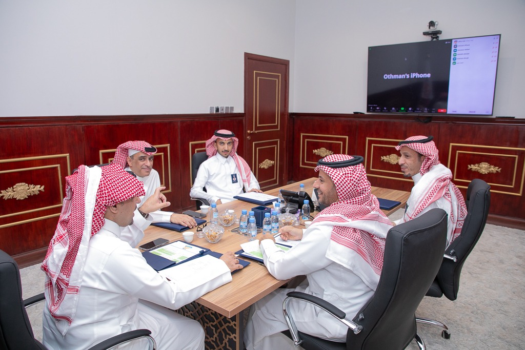 مجلس إدارة النادي يعقد اجتماعه الدوري