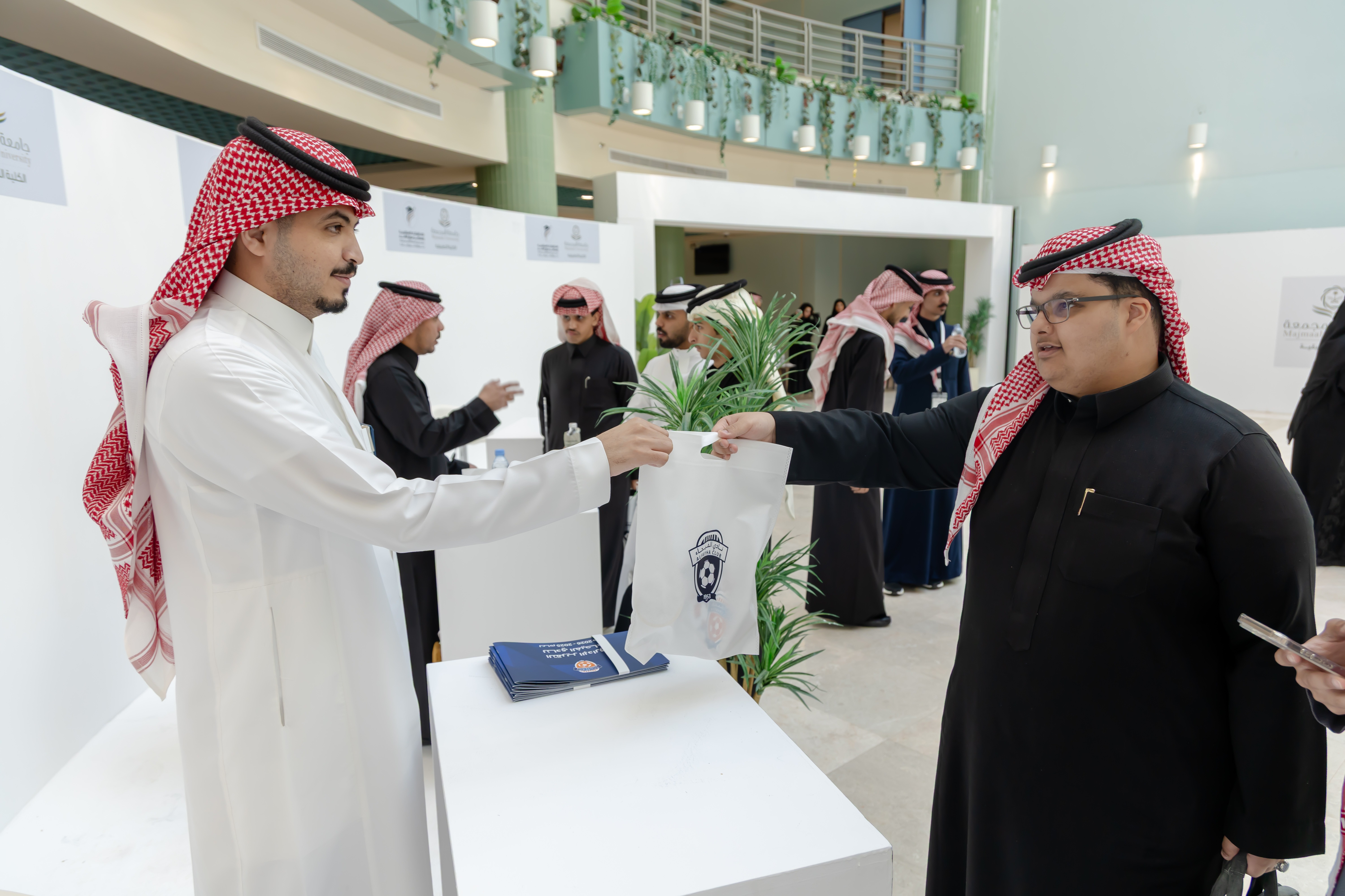 نادي الفيحاء يشارك في لقاء الشراكات الاستراتيجية ومستقبل سوق العمل بجامعة المجمعة