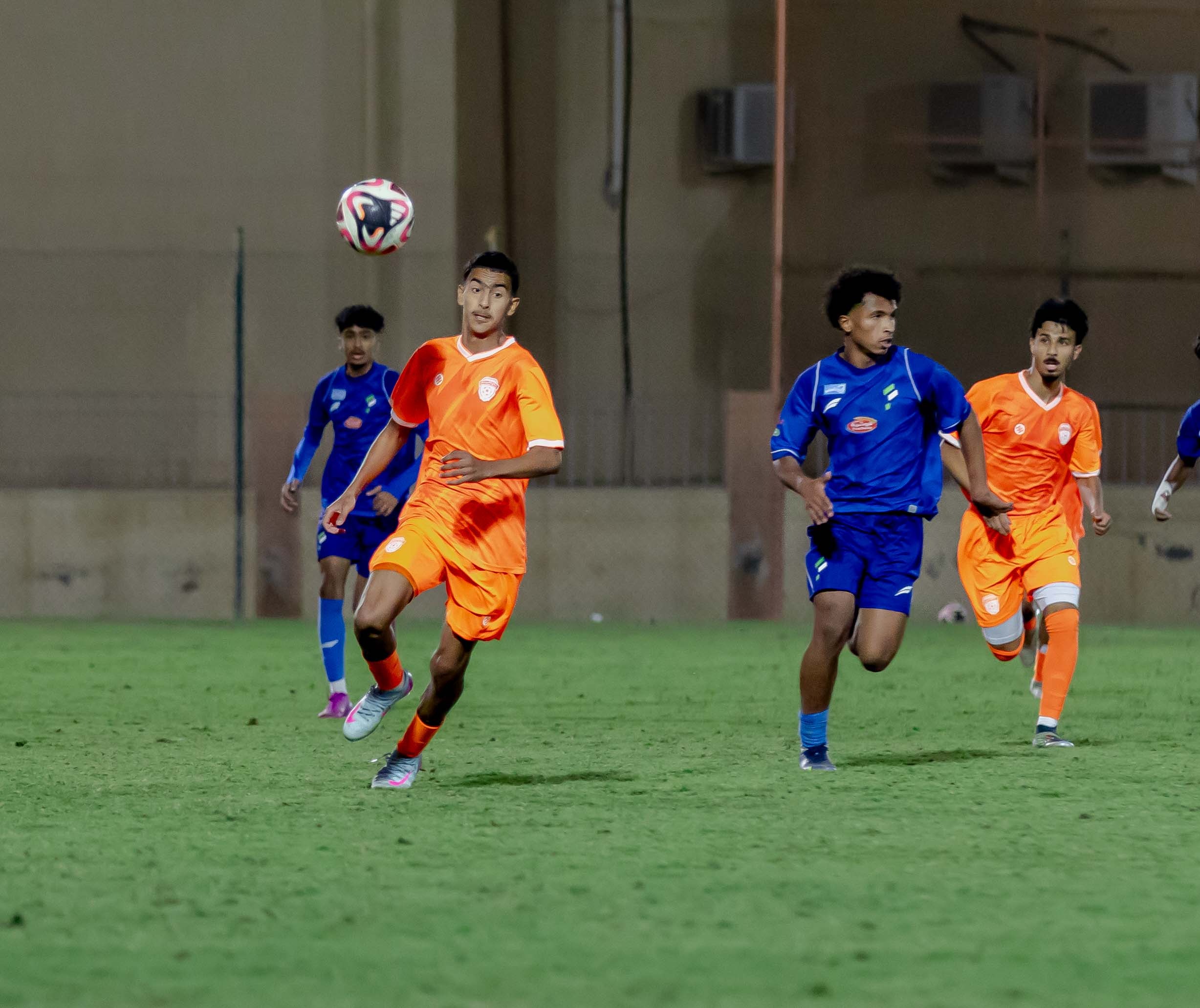 الفيحاء تحت 16 سنة يتعادل سلبياً امام نظيره نادي الفتح