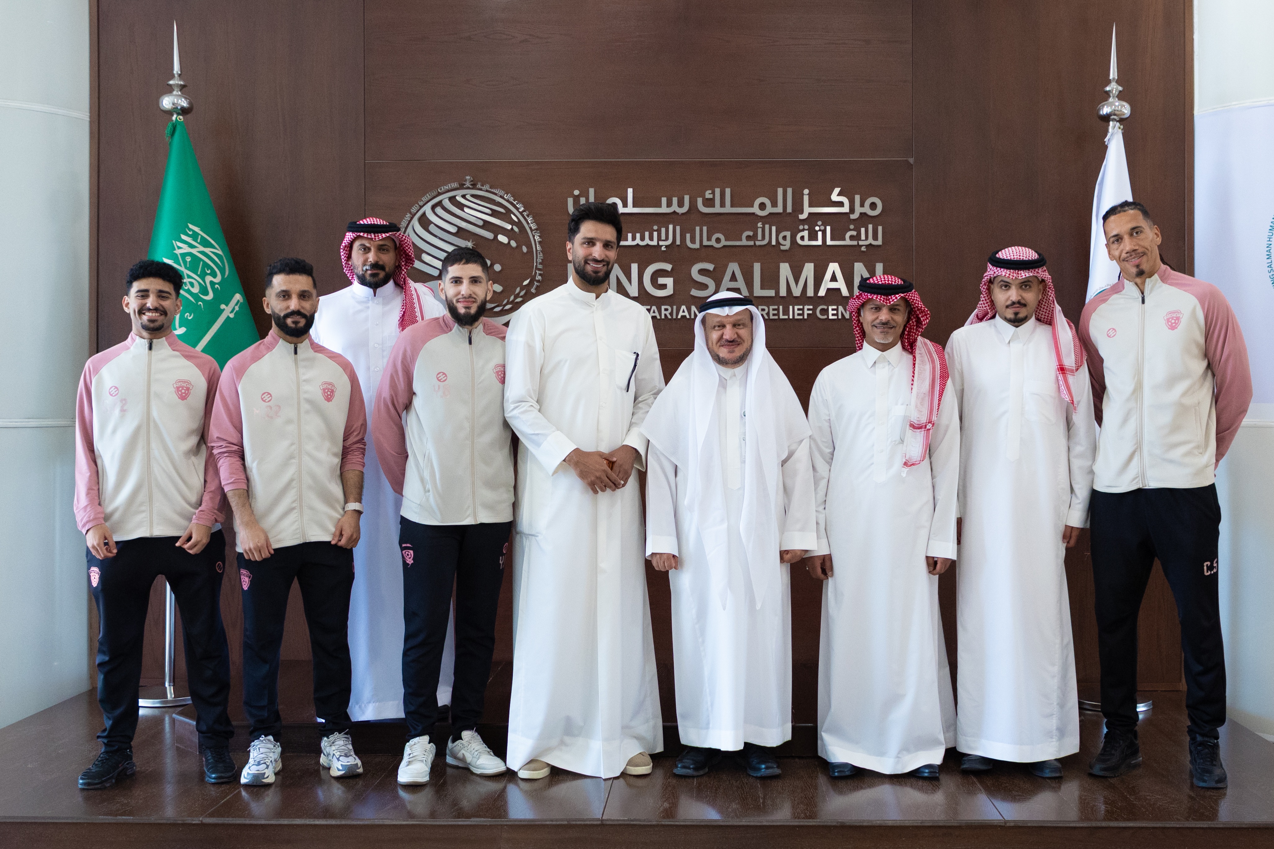 وفد نادي الفيحاء يطّلع على جهود مركز الملك سلمان للإغاثة والأعمال الإنسانية