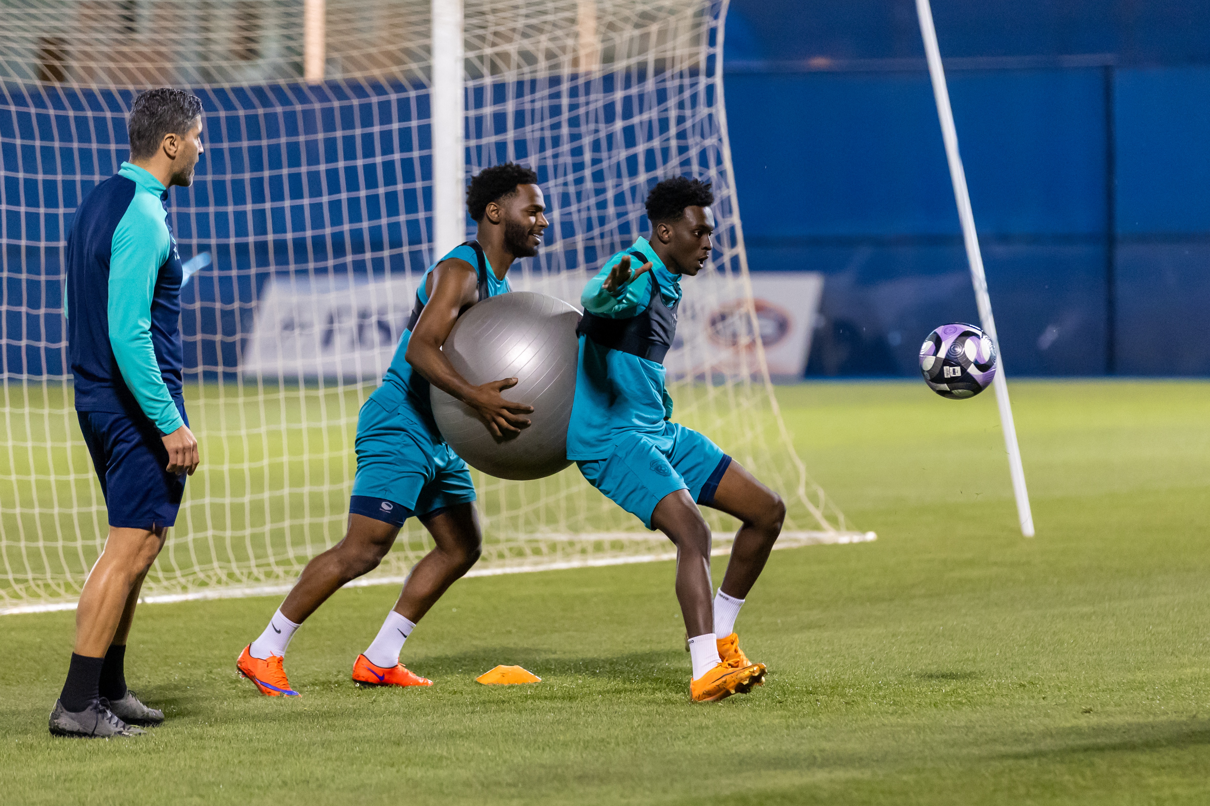 الفيحاء يواصل تدريباته في مقر النادي