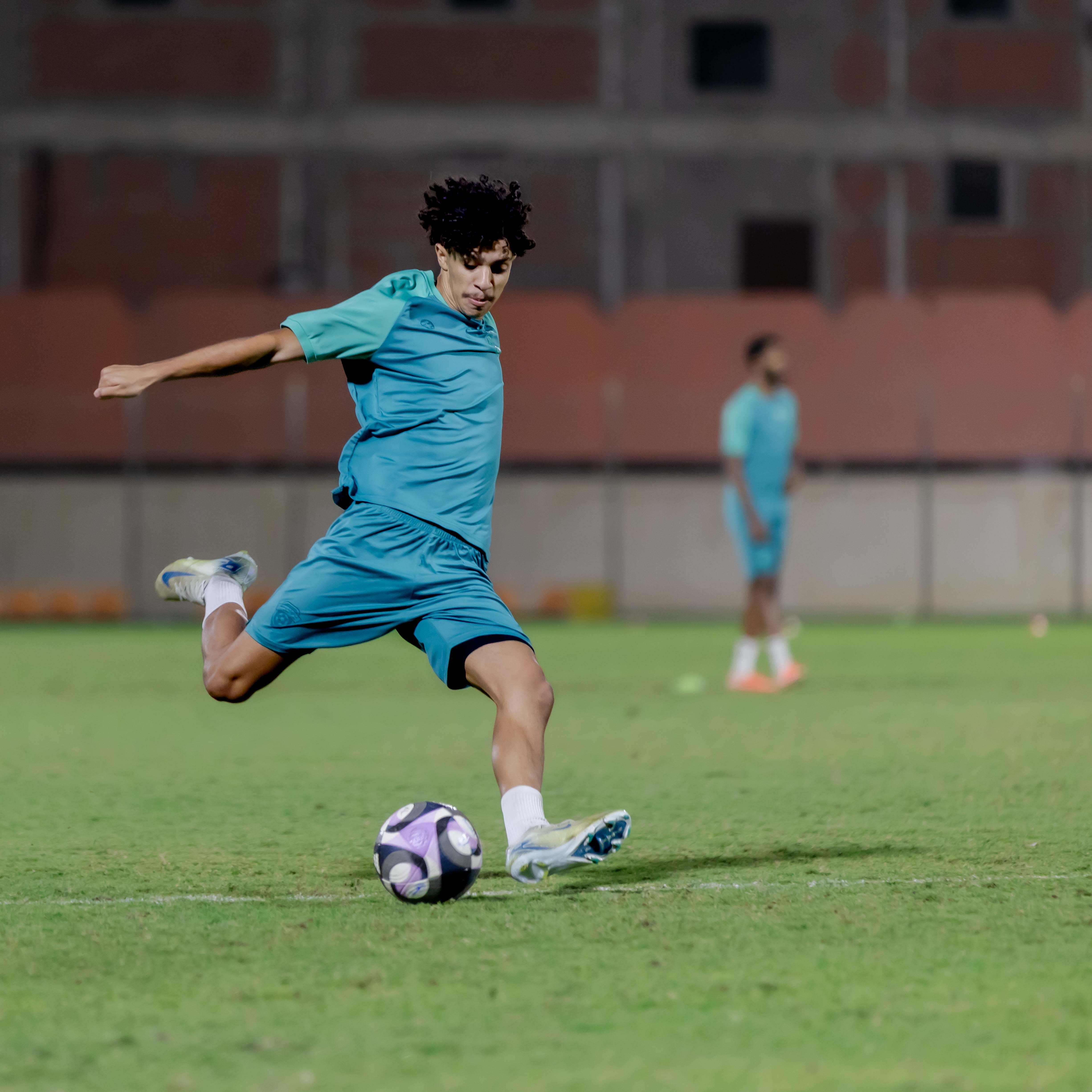 الفيحاء تحت 21 عامًا يُجري تمرينه الرئيس استعدادًا لملاقاة الجبلين .