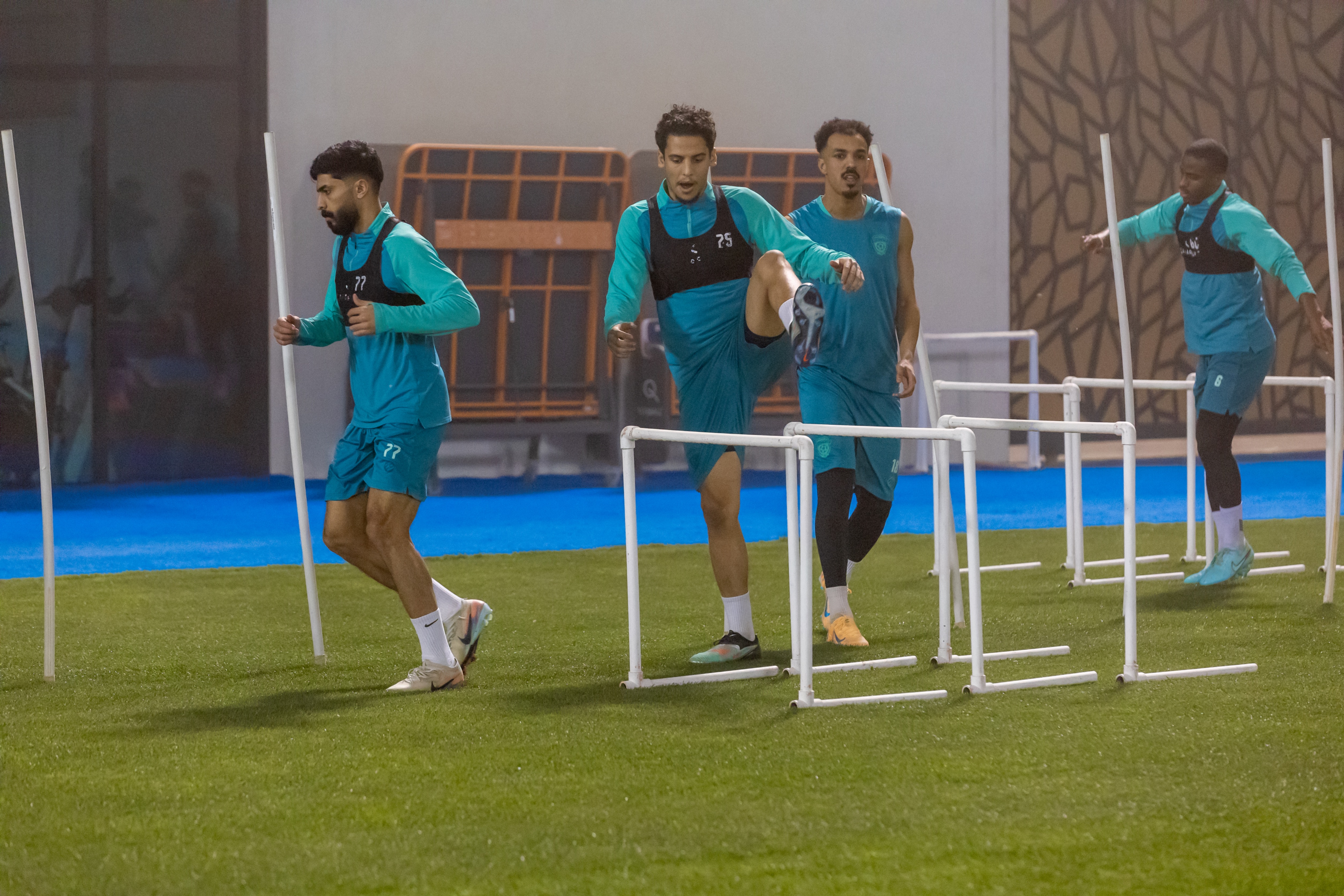 الفيحاء يستأنف تدريباته بحصة استرجاعية بمقر النادي