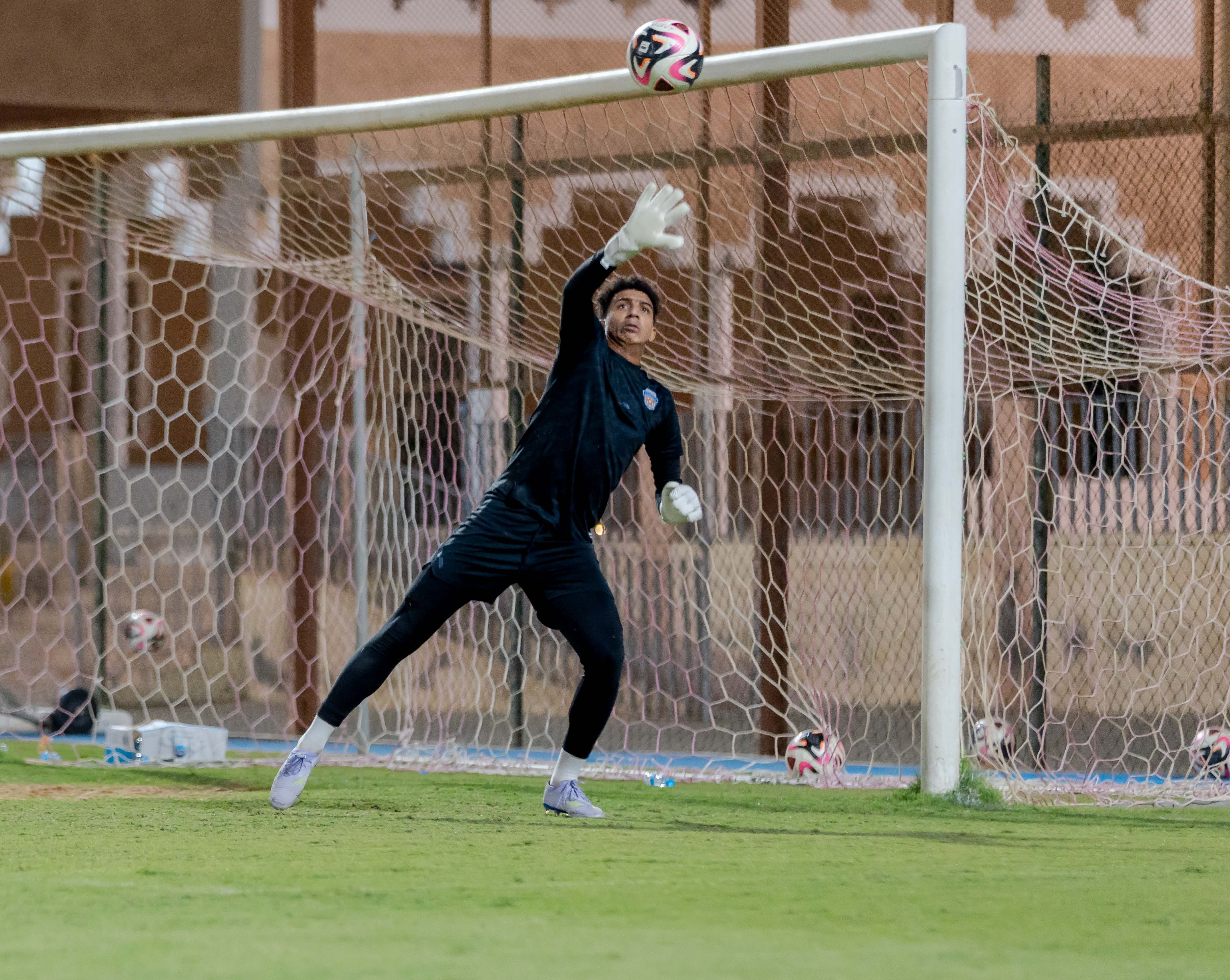 الفيحاء تحت 18 سنة يجري تمرينه الرئيس لمواجهة نظيره نادي الاتحاد