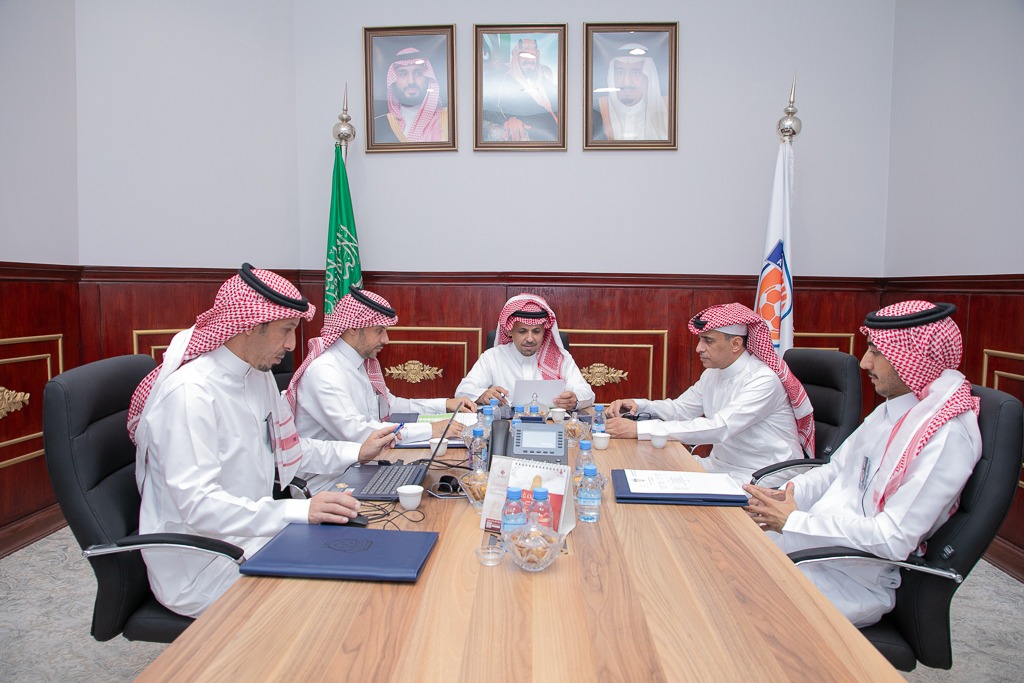 مجلس إدارة النادي يعقد اجتماعه الدوري