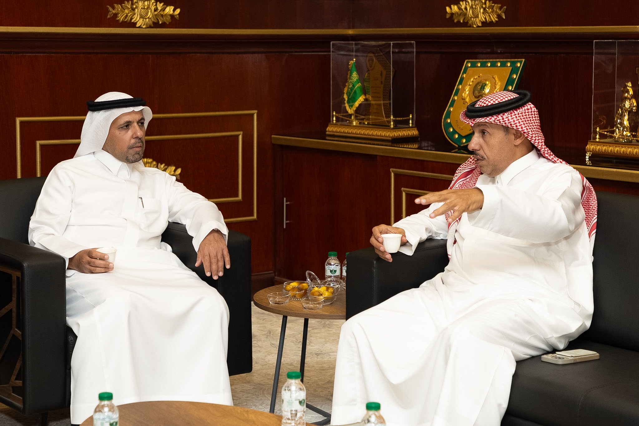 رئيس نادي الاعتماد الأستاذ محمد بن سليمان الجنيّح يزور الفيحاء