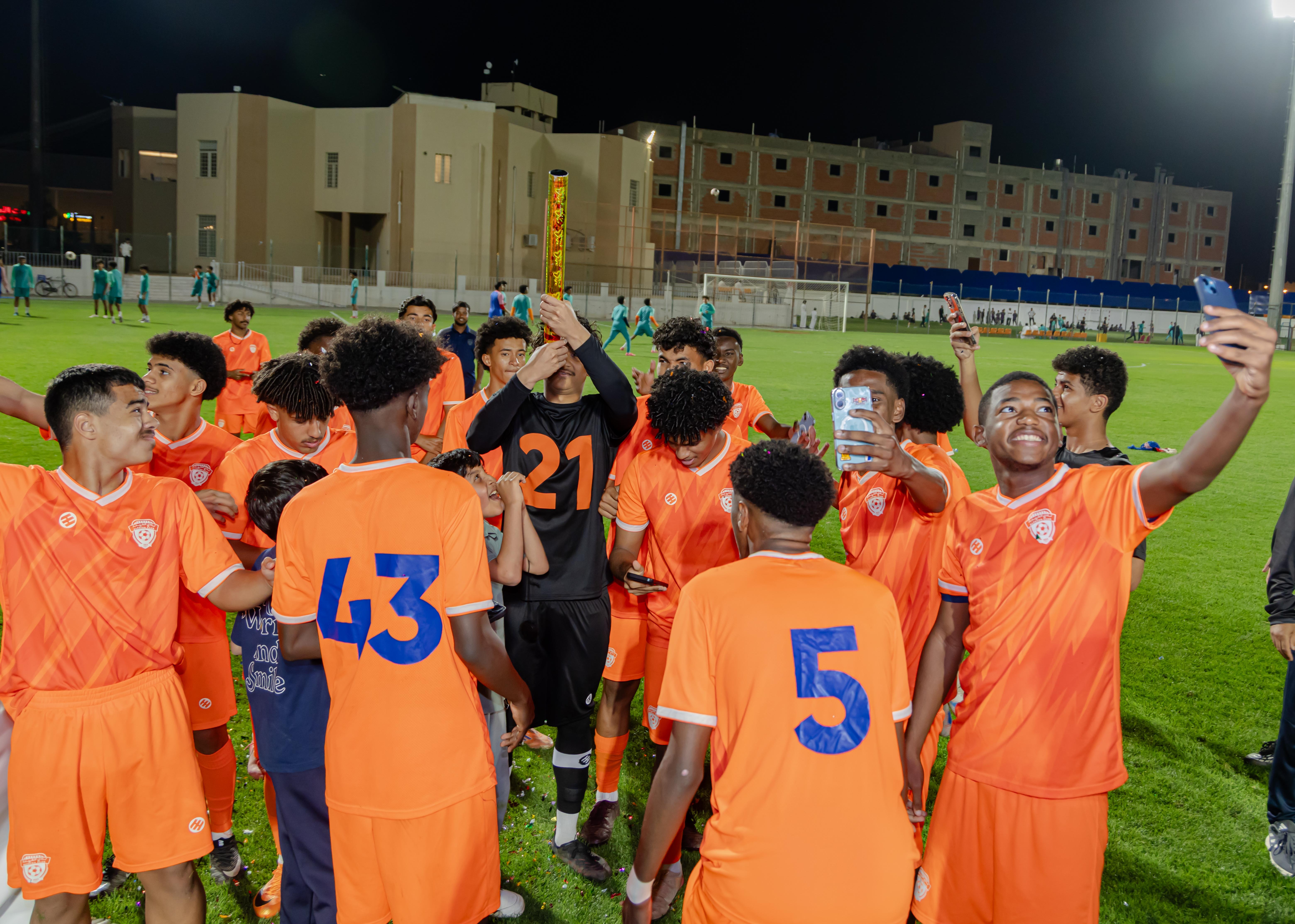 الفيحاء يحتفي بصعود فريق 17 سنة إلى الدوري الممتاز بعد موسم مميز