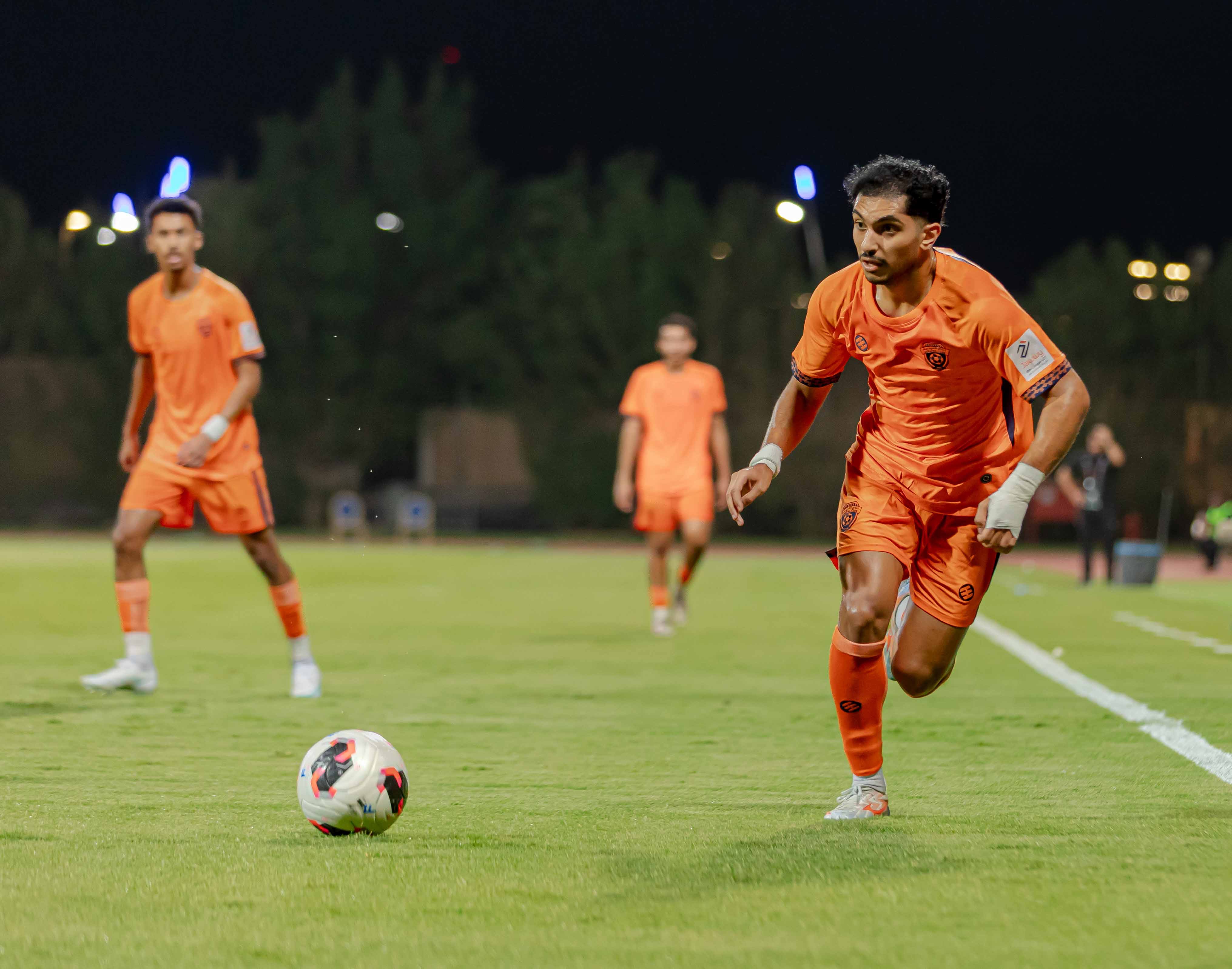 الفيحاء تحت 21 عامًا يخسر مواجهة الهلال ضمن الجولة السابعة من دوري جوي للنخبة U21.