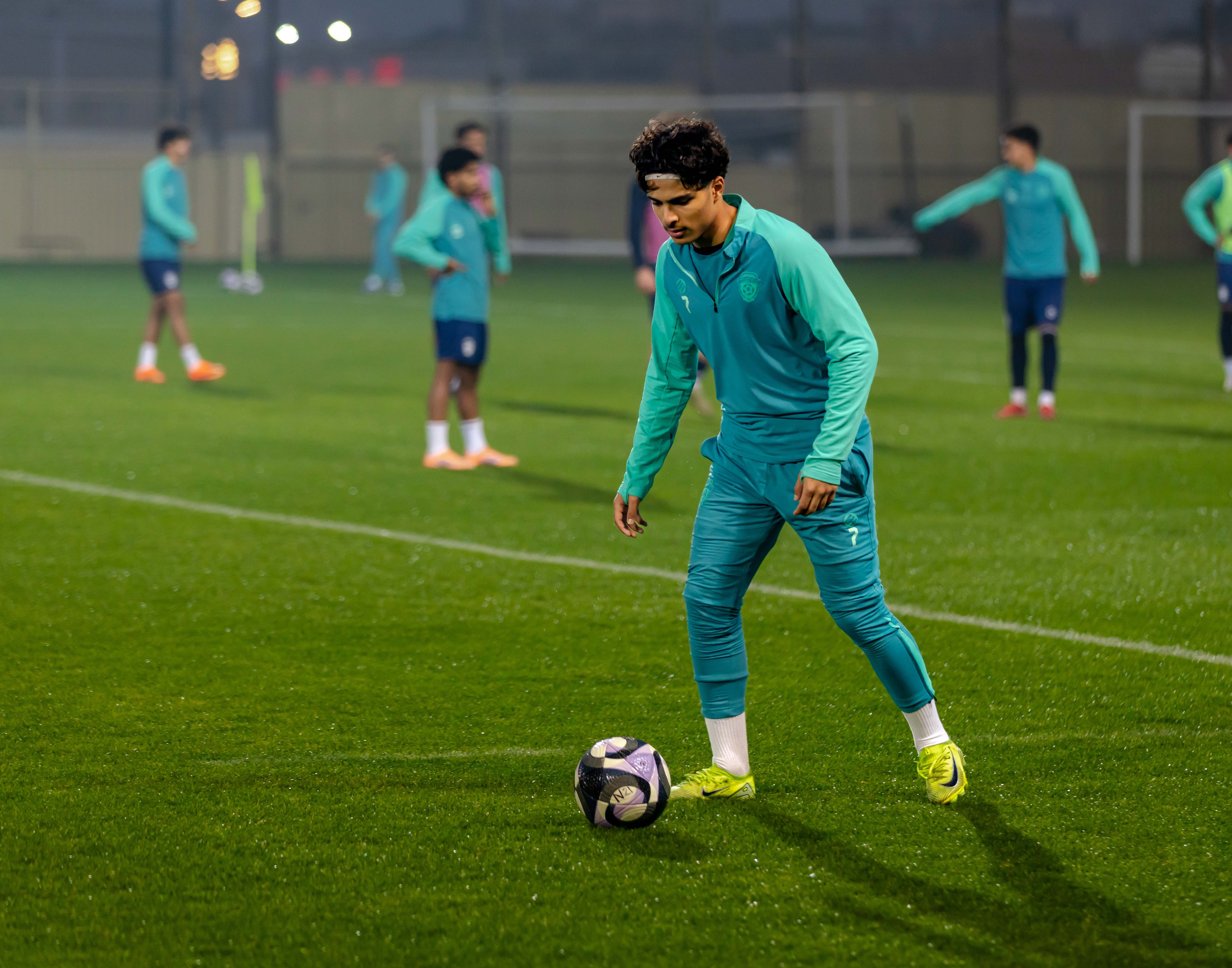 الفيحاء تحت 21 عامًا يتعادل مع نظيره النصر ضمن الجولة العاشرة من دوري جوي للنخبة U21 .