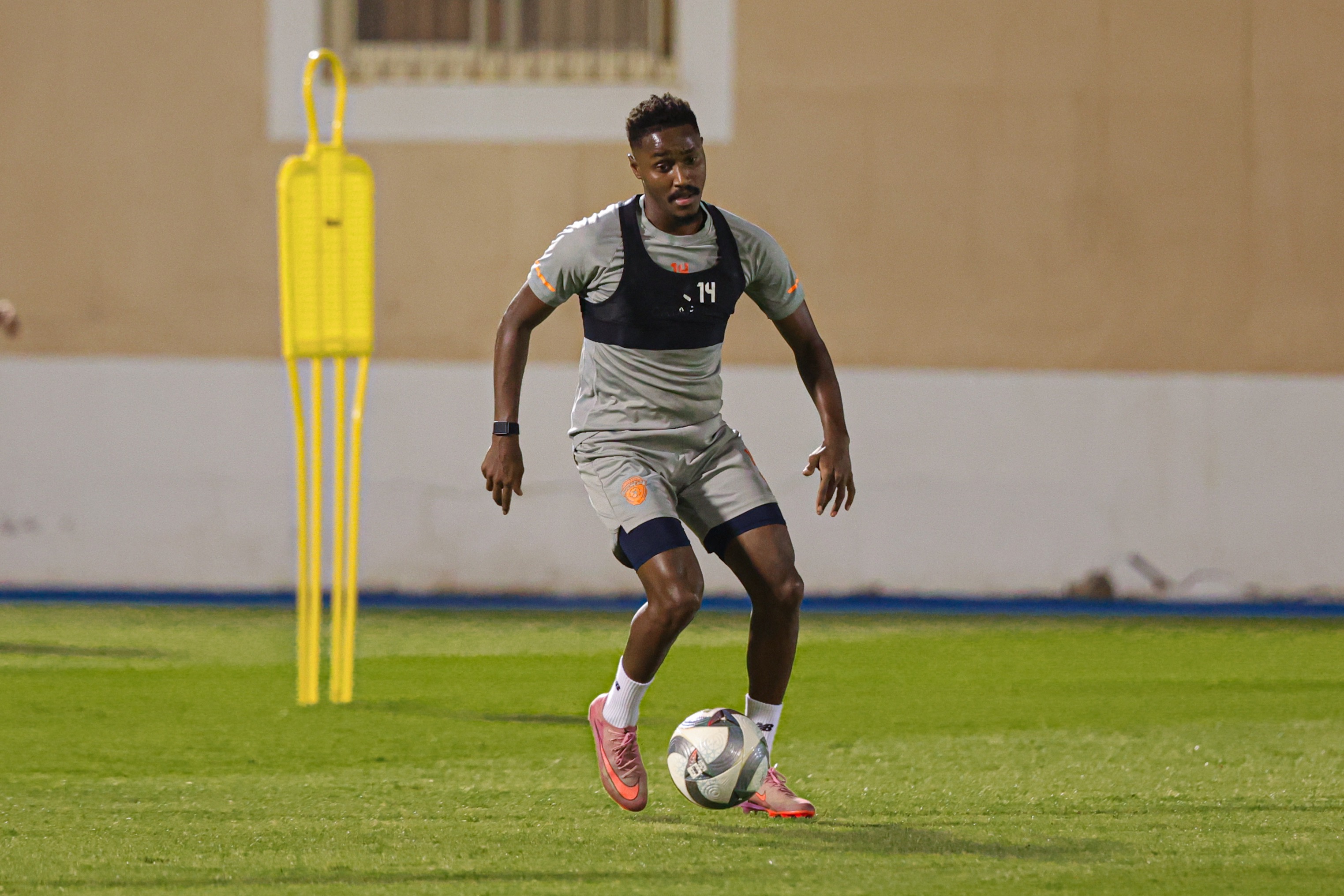 الفيحاء يستأنف تدريباته استعداداً لمواجهة الهلال