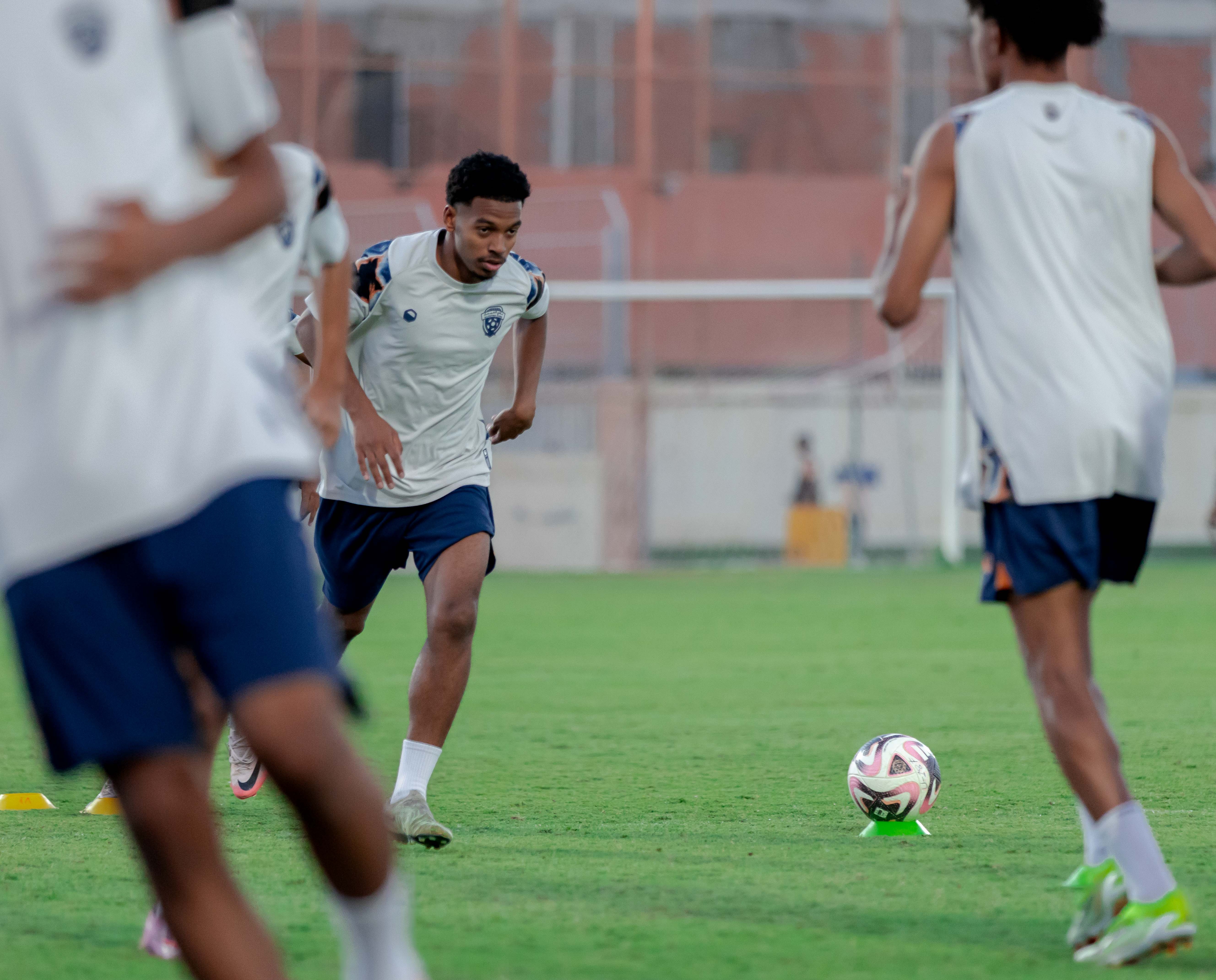 الفيحاء تحت 18 سنة يجري تمرينه الرئيس لمواجهة نظيره نادي الاتحاد